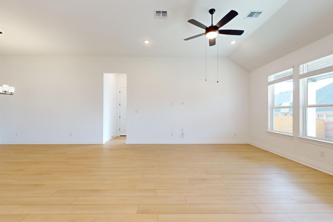 1208 White Daisy Lane , Georgetown, TX, 78628 | 4475155 | Realty Texas LLC