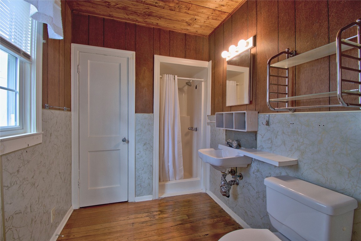8402 Elroy Road , Del Valle, TX, 78617 | 1044377 | Realty Texas LLC