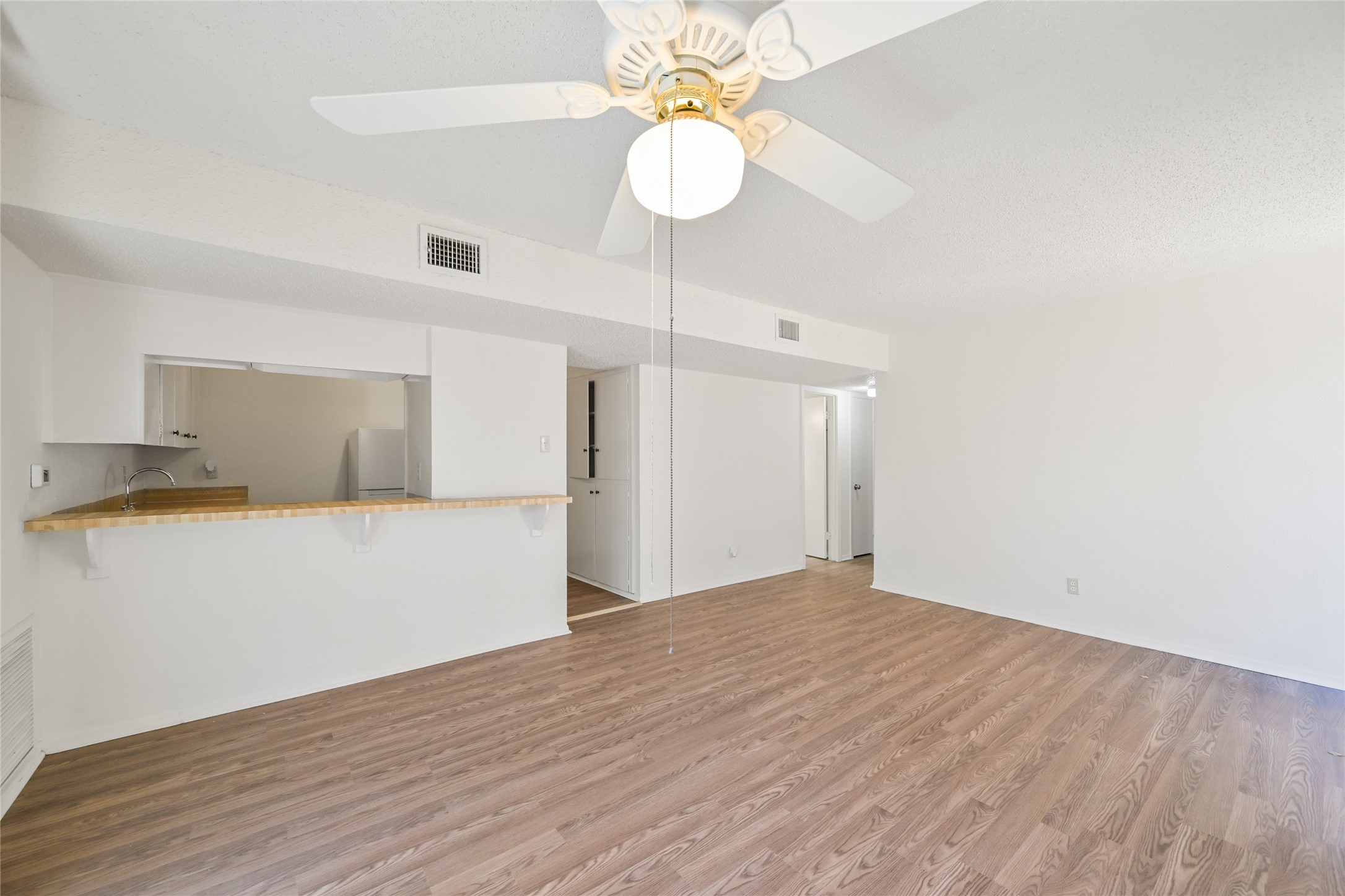 909 Silber Road 27E , Houston, TX, 77024 | 73019408 | Realty Texas LLC