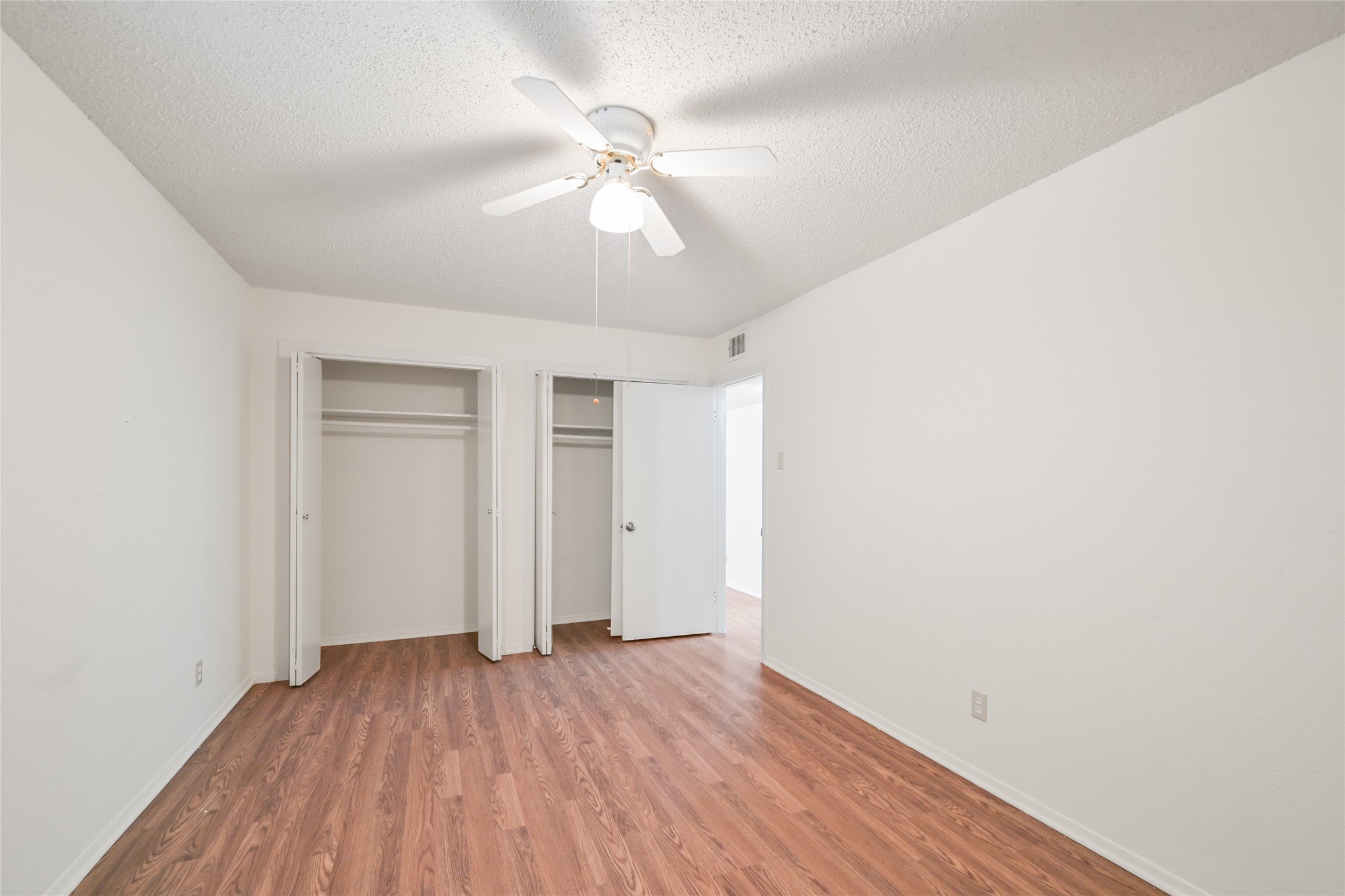 909 Silber Road 27E , Houston, TX, 77024 | 73019408 | Realty Texas LLC