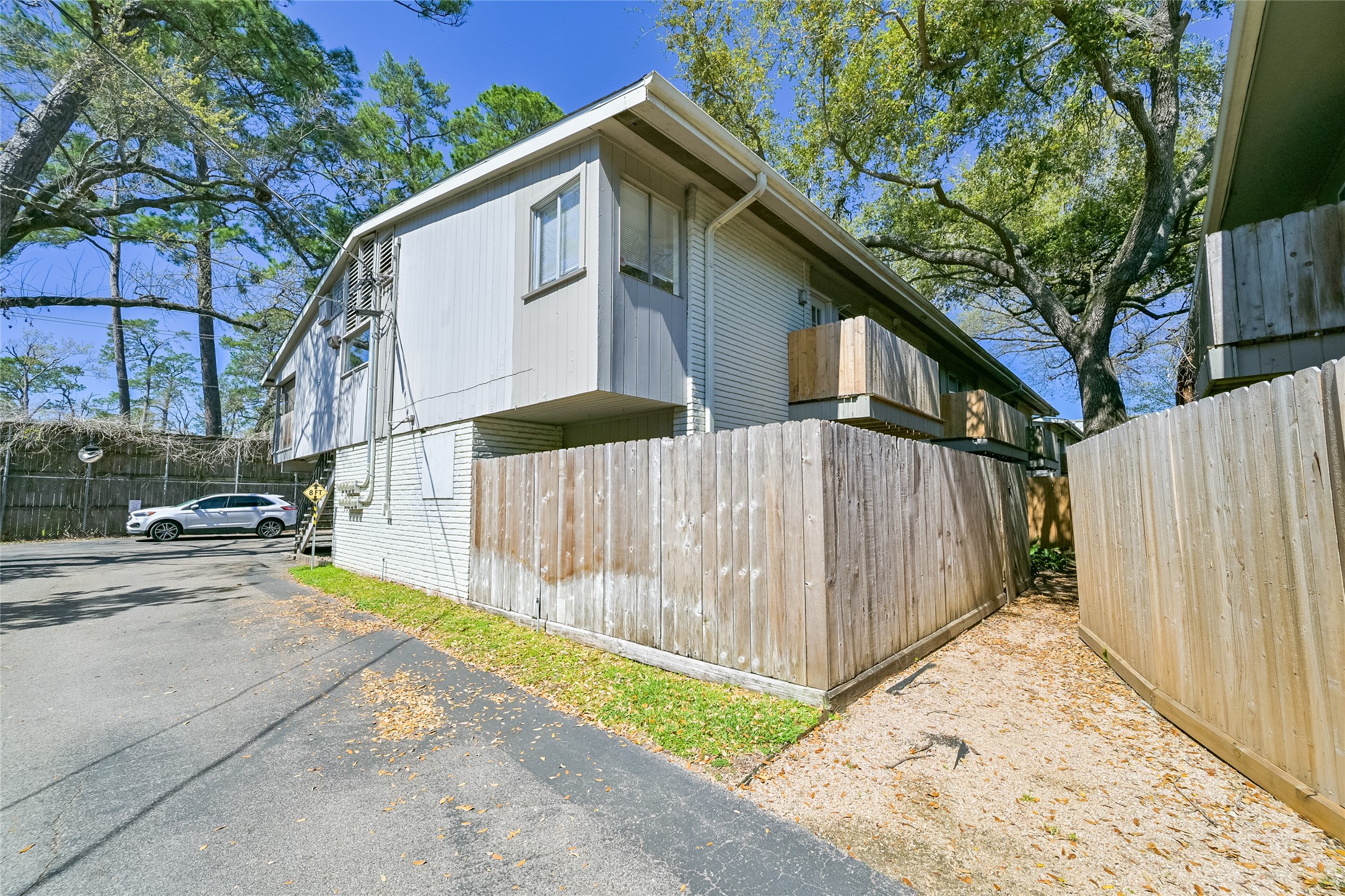 909 Silber Road 27E , Houston, TX, 77024 | 73019408 | Realty Texas LLC