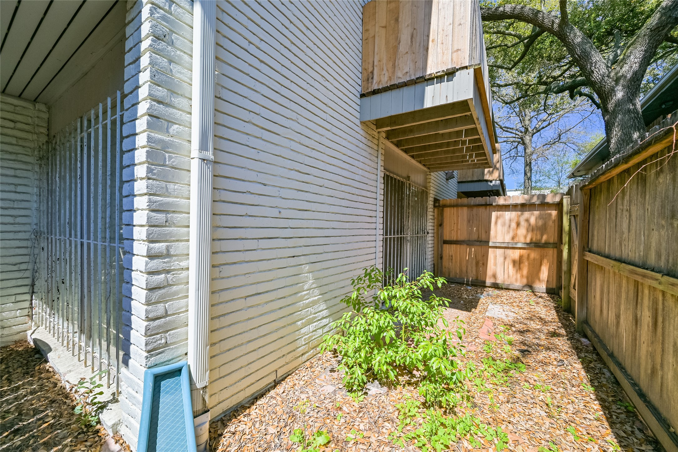 909 Silber Road 27E , Houston, TX, 77024 | 73019408 | Realty Texas LLC
