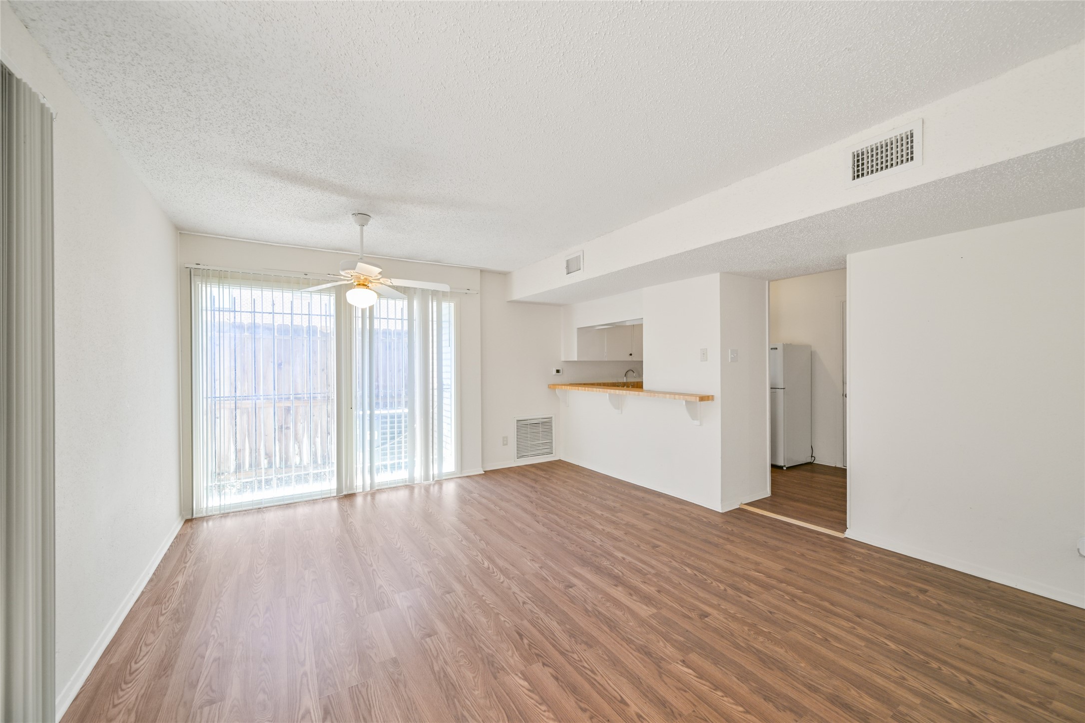 909 Silber Road 27E , Houston, TX, 77024 | 73019408 | Realty Texas LLC