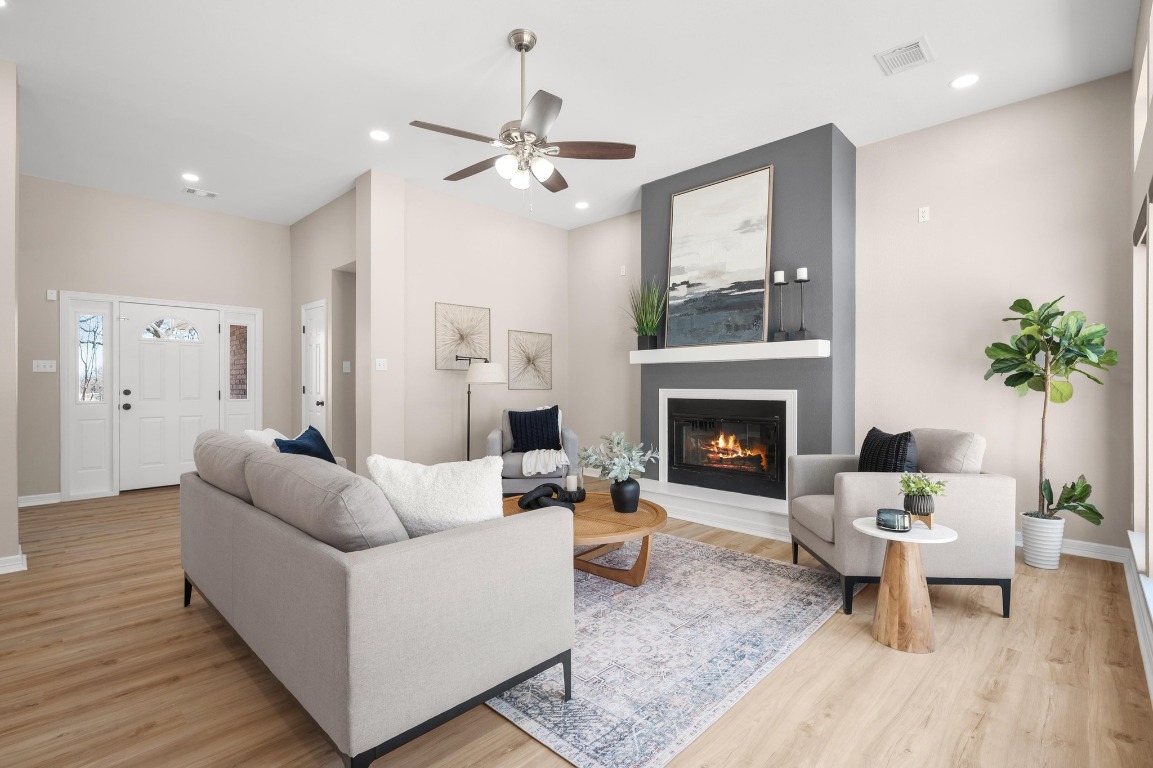 201 Young Ranch Road , Georgetown, TX, 78633 | 8914633 | Realty Texas LLC