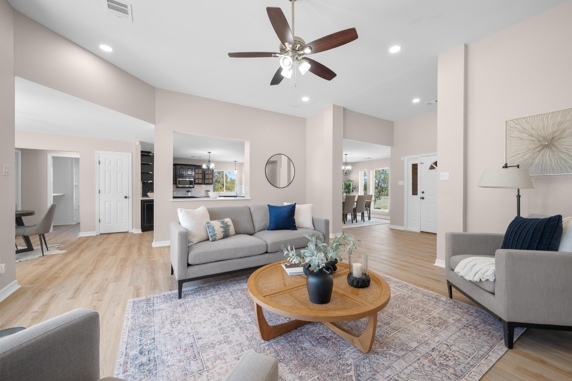 201 Young Ranch Road , Georgetown, TX, 78633 | 8914633 | Realty Texas LLC