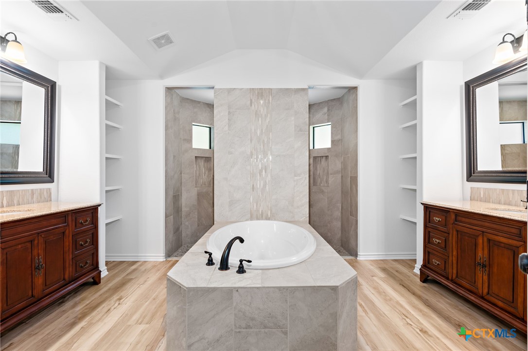 1010 Woodland Bend Circle , Salado, TX, 76571 | 572630 | Realty Texas LLC