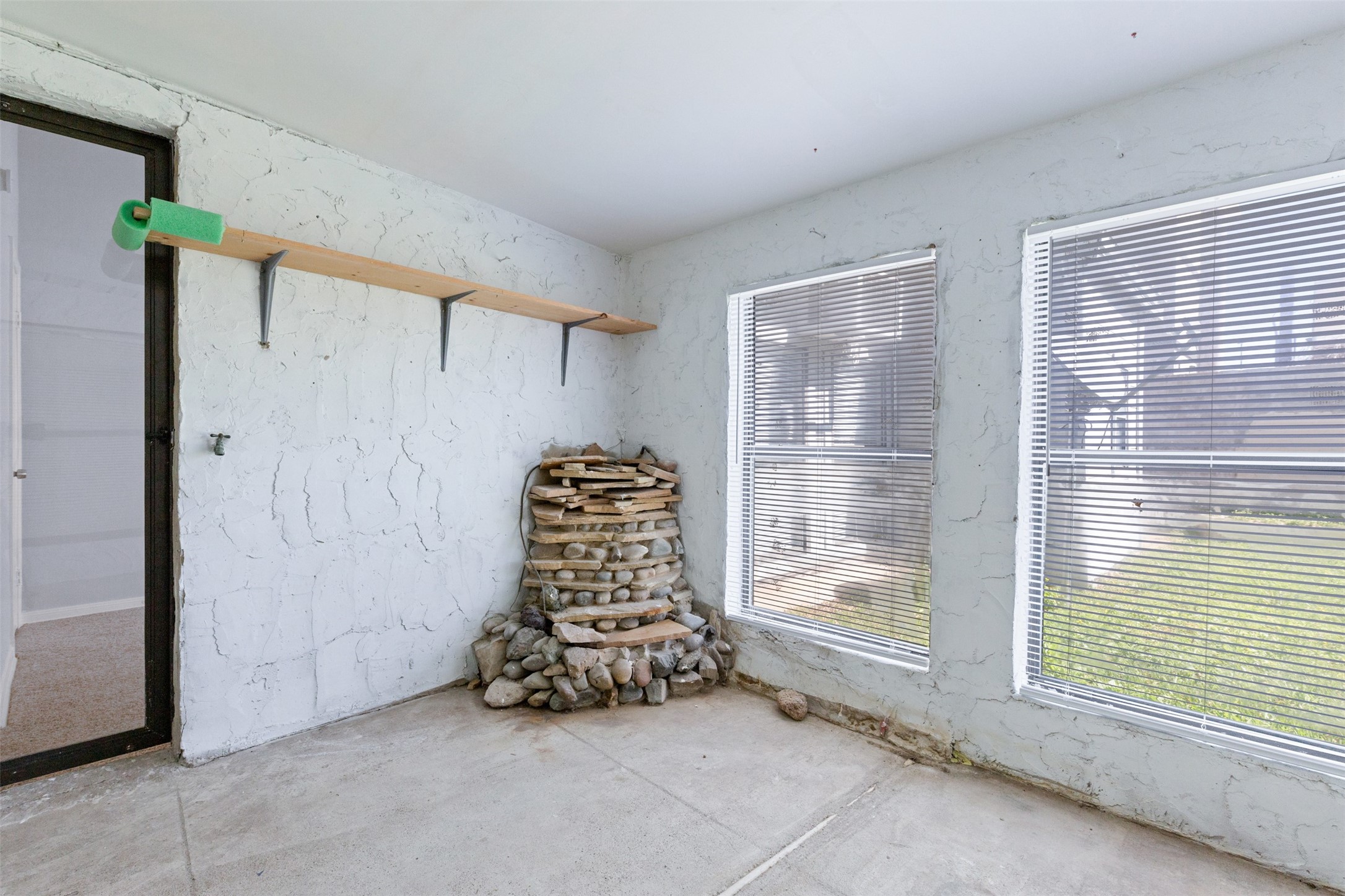 1104 Woods Drive , Liberty, TX, 77575 | 5916054 | Realty Texas LLC