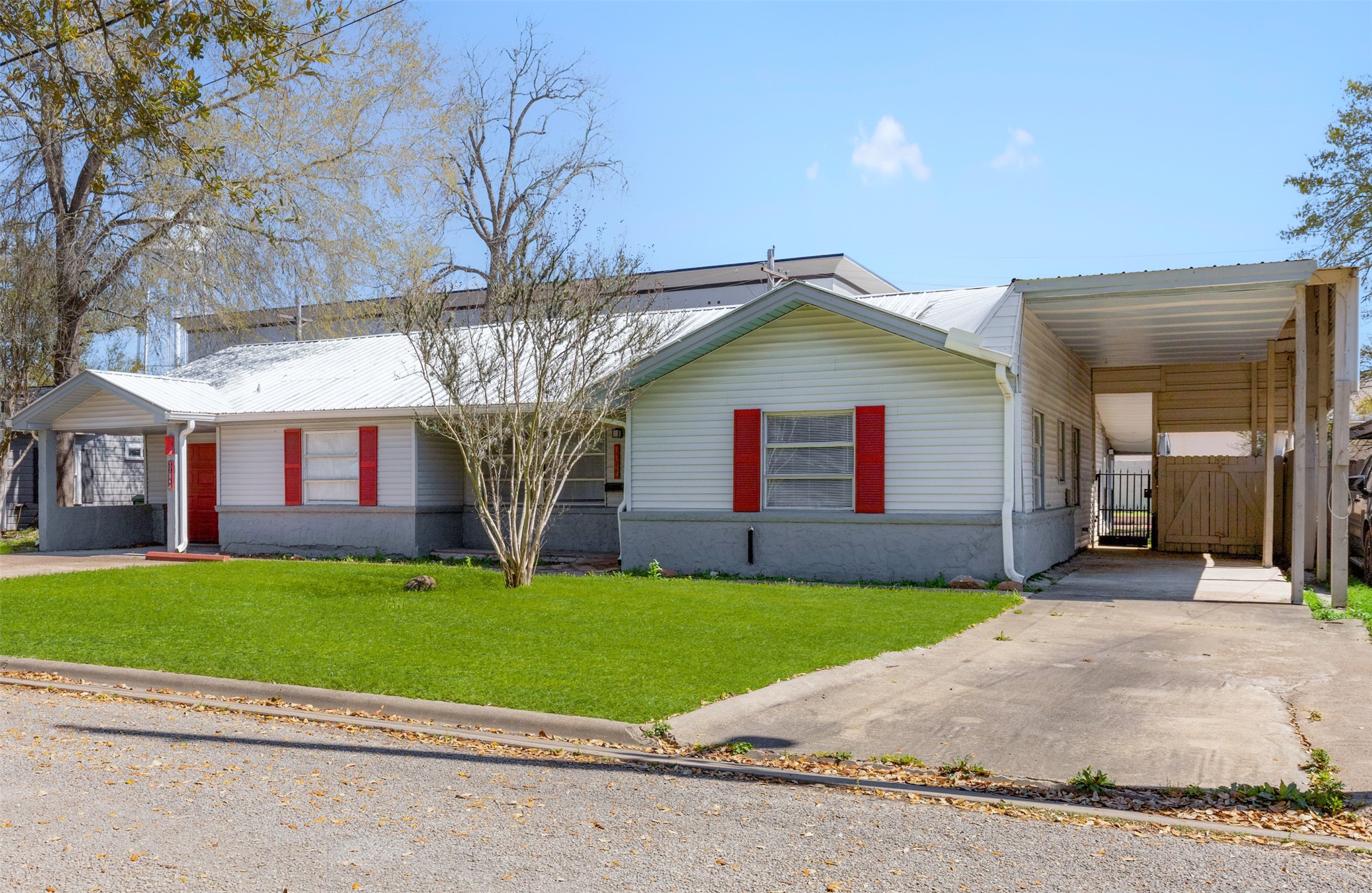 1104 Woods Drive , Liberty, TX, 77575 | 5916054 | Realty Texas LLC