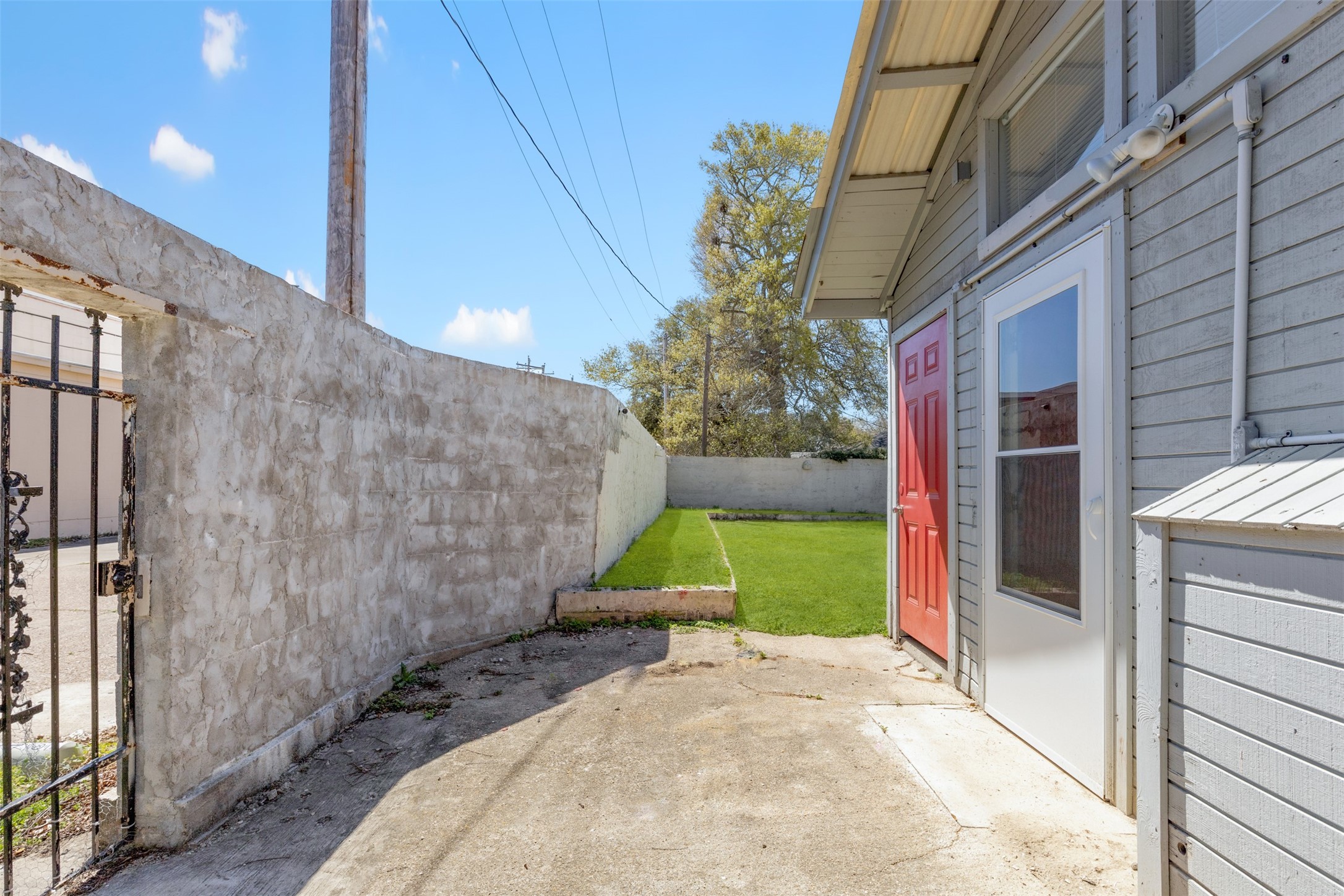 1104 Woods Drive , Liberty, TX, 77575 | 5916054 | Realty Texas LLC