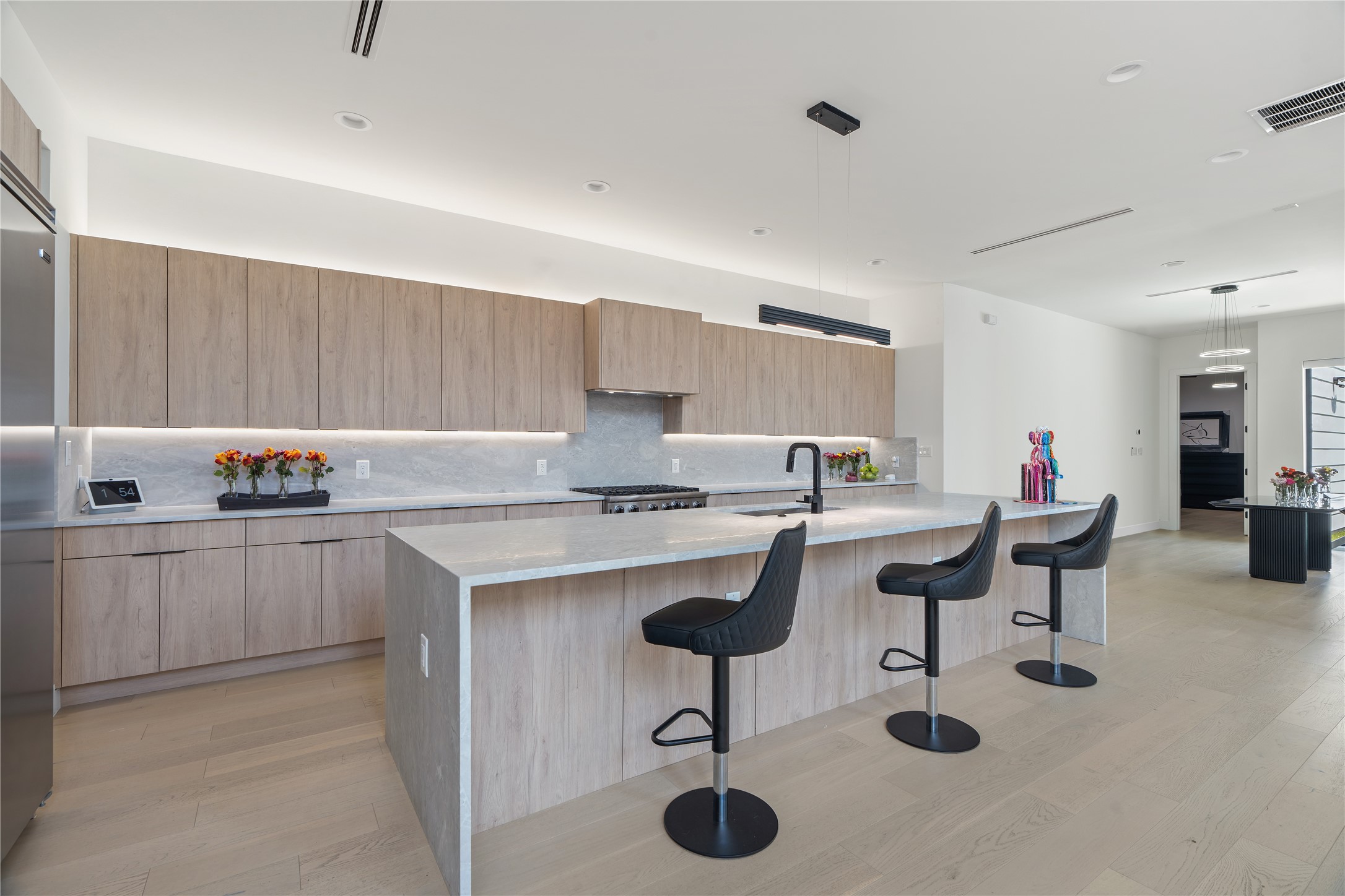 1844 Mcmillan Avenue , Dallas, TX, 75206 | 20866056 | Realty Texas LLC