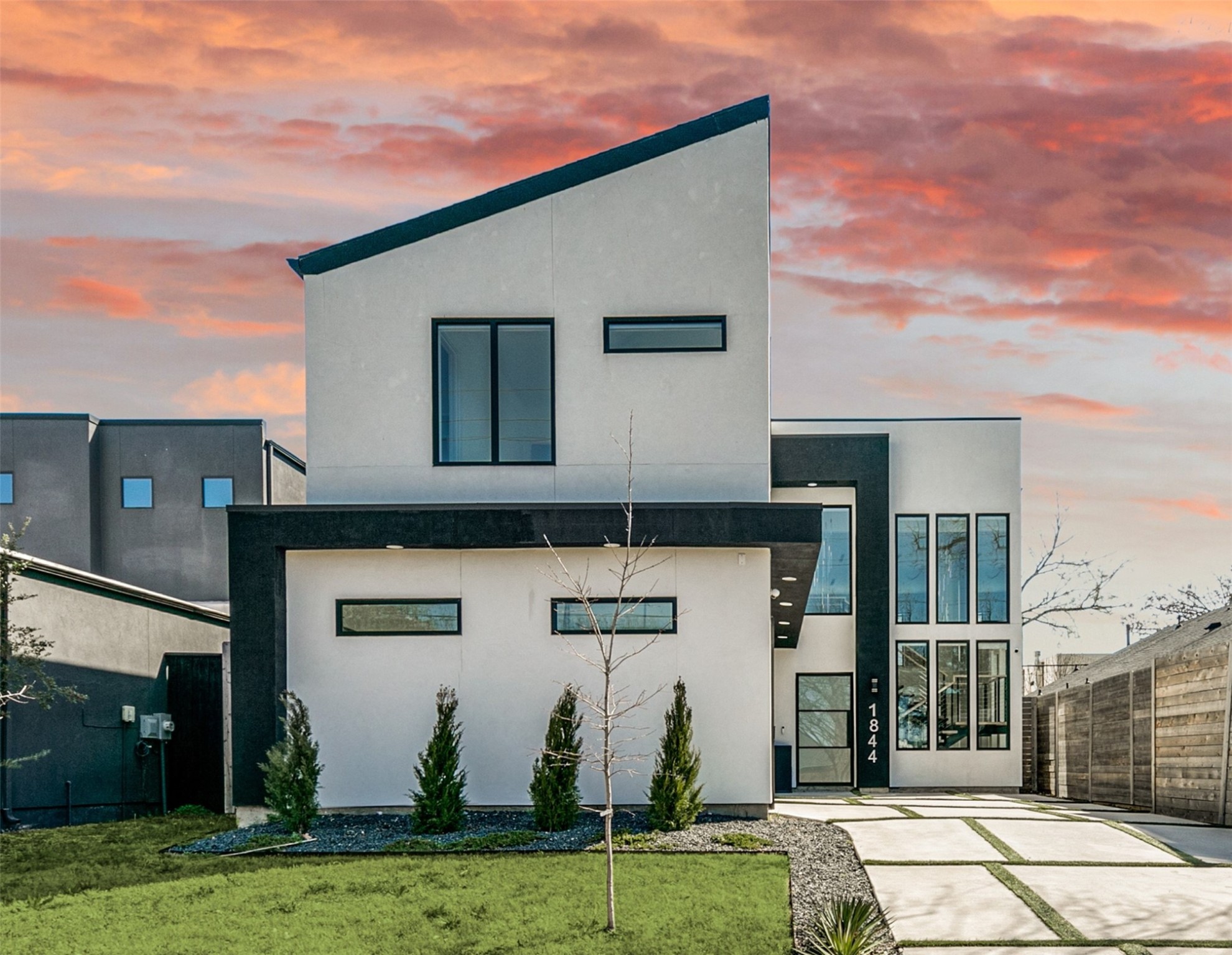 1844 Mcmillan Avenue , Dallas, TX, 75206 | 20866056 | Realty Texas LLC