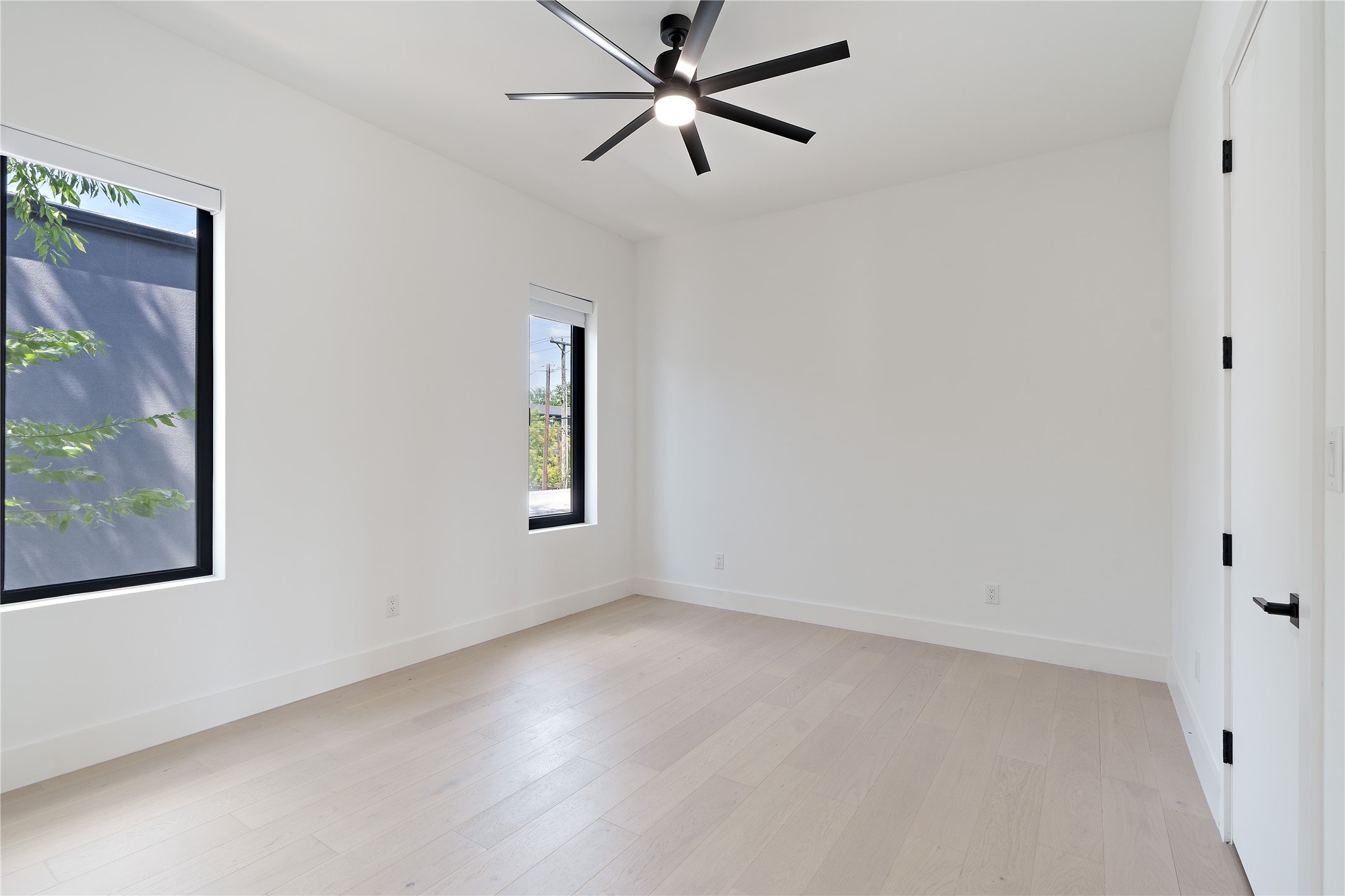 1844 Mcmillan Avenue , Dallas, TX, 75206 | 20866056 | Realty Texas LLC