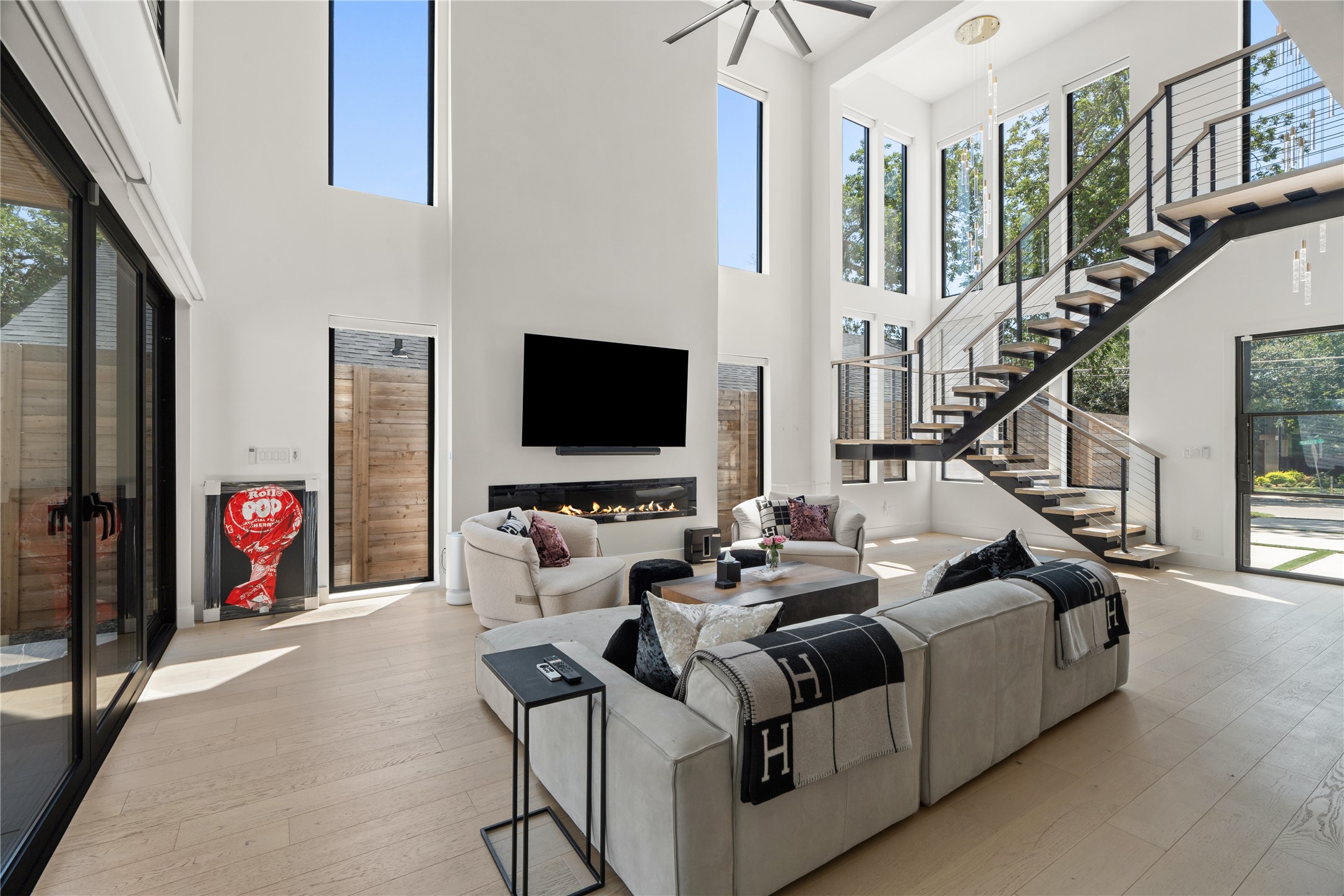 1844 Mcmillan Avenue , Dallas, TX, 75206 | 20866056 | Realty Texas LLC