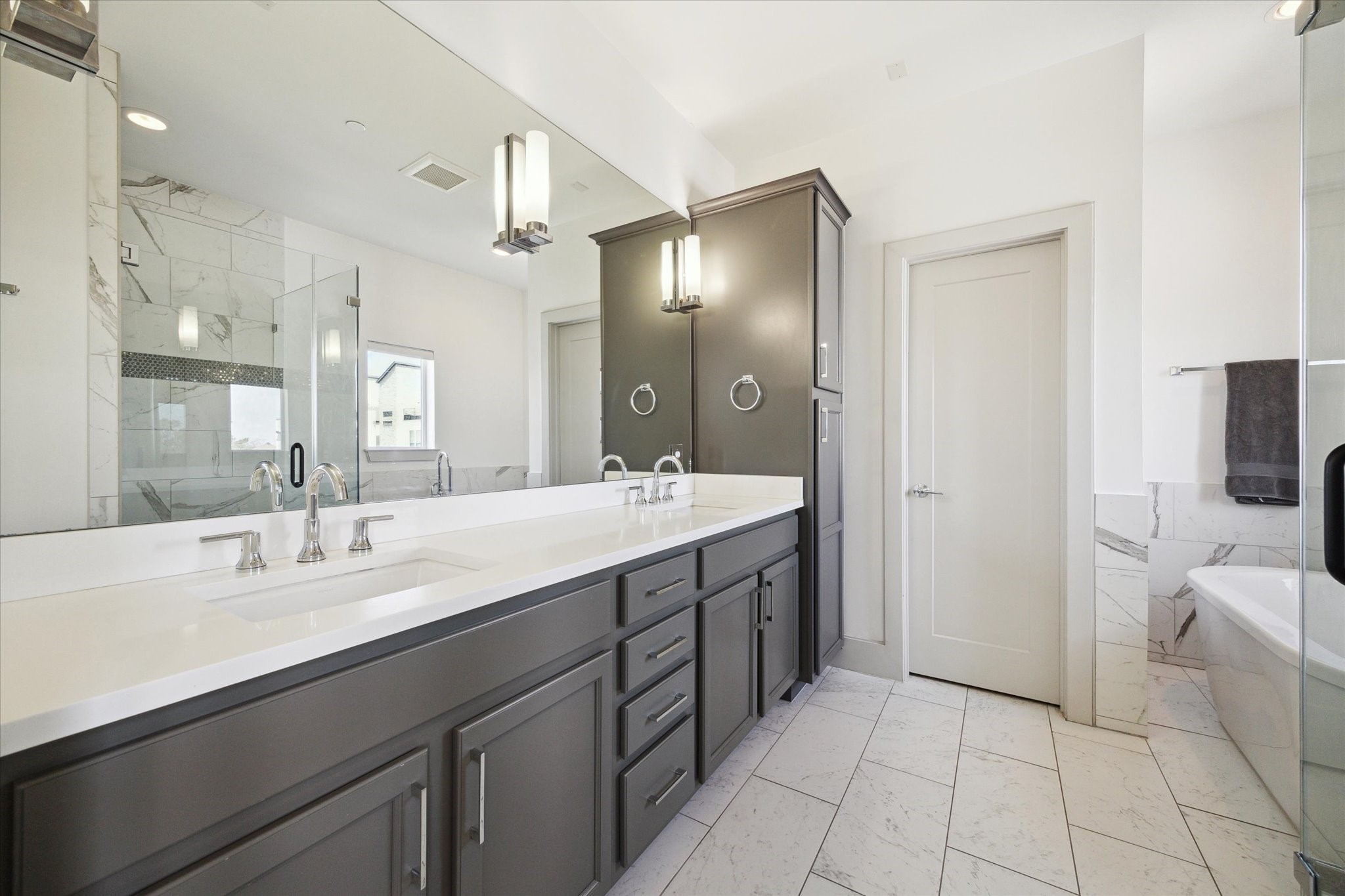 1605 Ovid Street , Houston, TX, 77007 | 68679322 | Realty Texas LLC