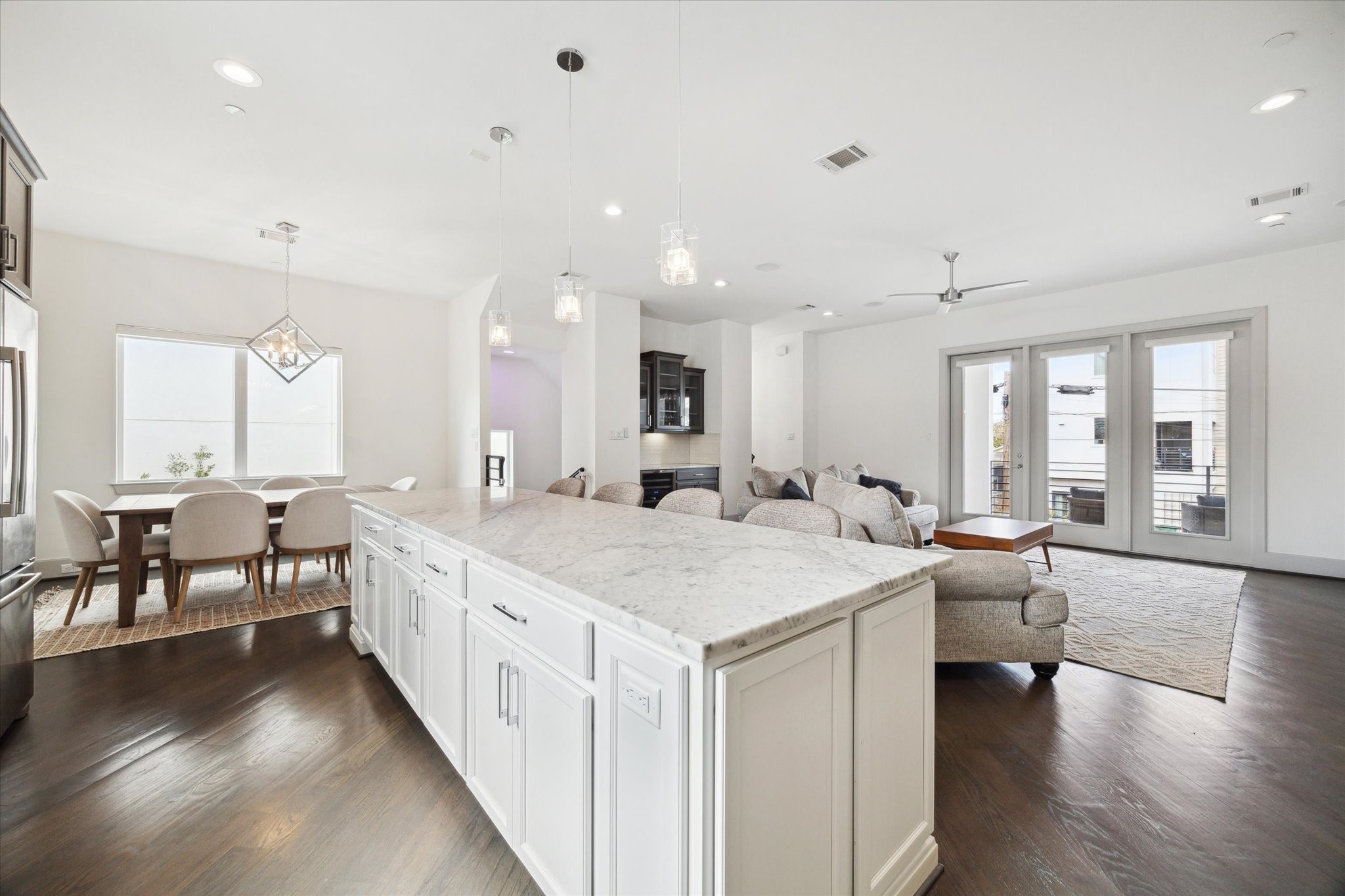 1605 Ovid Street , Houston, TX, 77007 | 68679322 | Realty Texas LLC