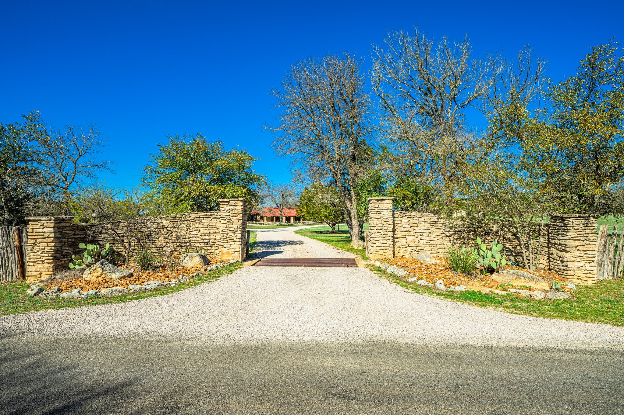 16 Cypress Creek Rd , Comfort, TX, 78013 | 71074491 | Realty Texas LLC