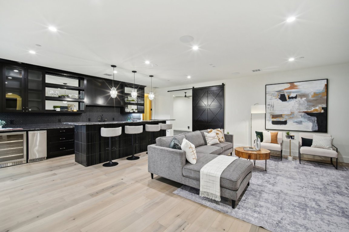 2306 Fortune Drive , Austin, TX, 78704 | 1960286 | Realty Texas LLC