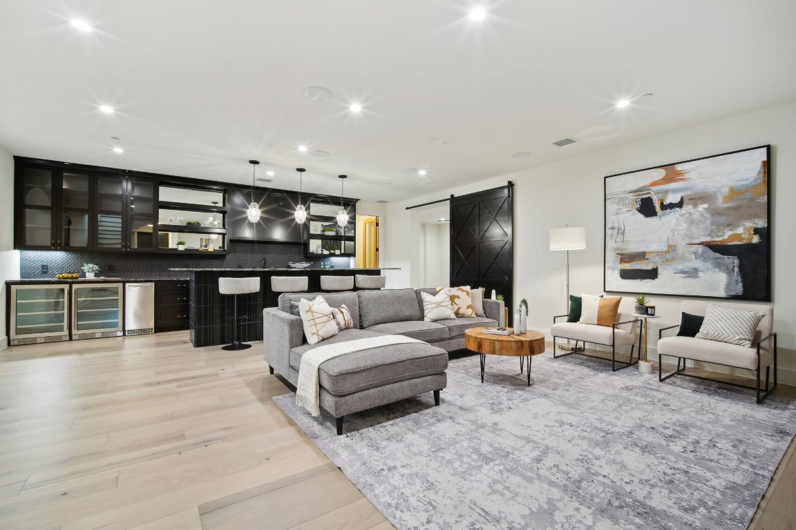 2306 Fortune Drive , Austin, TX, 78704 | 1960286 | Realty Texas LLC