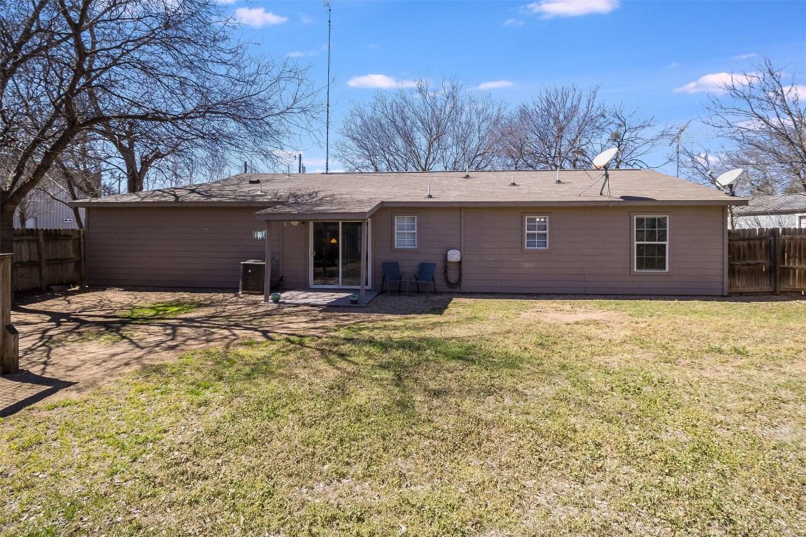 6257 River Oaks Drive , Kingsland, TX, 78639 | 7439518 | Realty Texas LLC