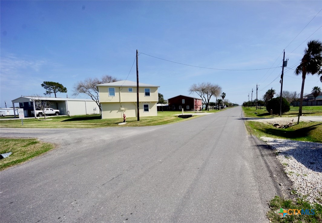 513 N 16th Street , Port OConnor, TX, 77982 | 570556 | Realty Texas LLC