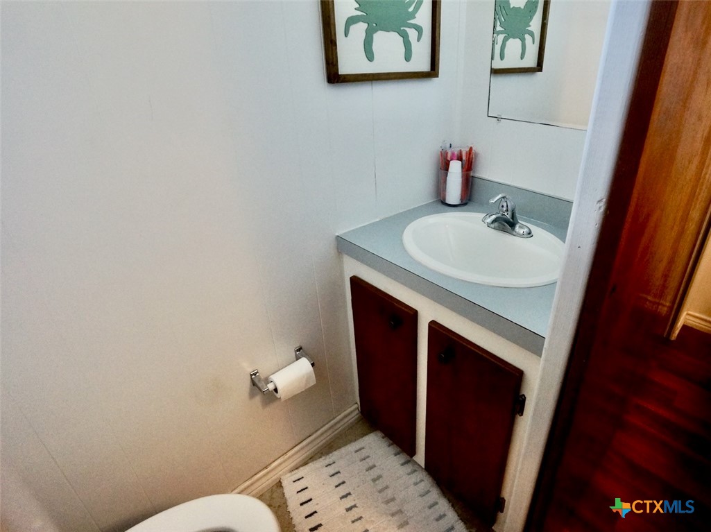 513 N 16th Street , Port OConnor, TX, 77982 | 570556 | Realty Texas LLC