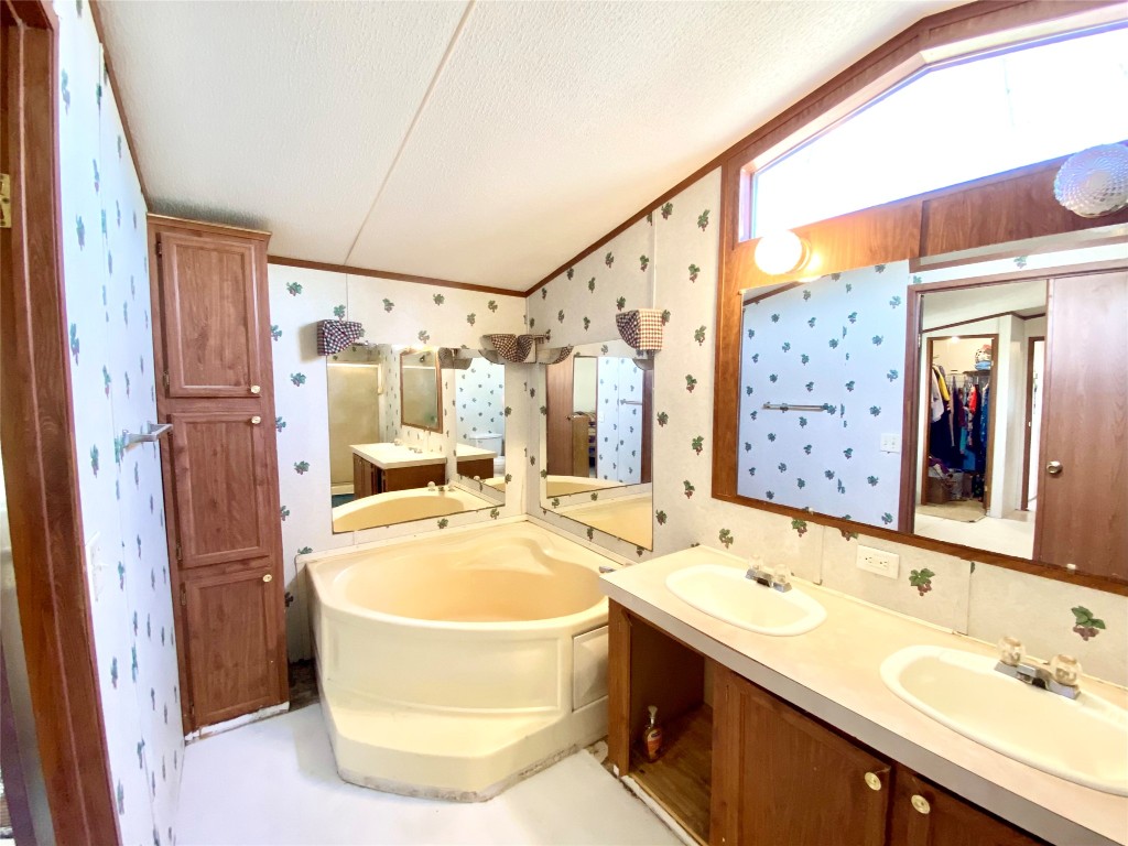 606 Bonita Verde Drive , Leander, TX, 78641 | 1580582 | Realty Texas LLC