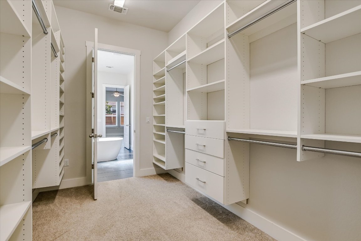 9112 Chrysler Bend , Austin, TX, 78744 | 5236183 | Realty Texas LLC