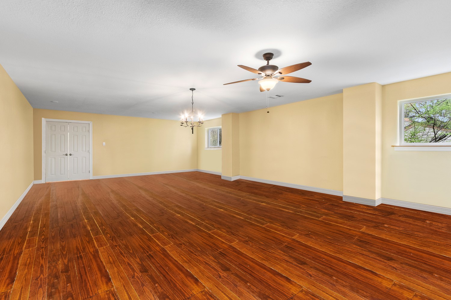 1923 Tucumcari Drive , Houston, TX, 77090 | 11733819 | Realty Texas LLC