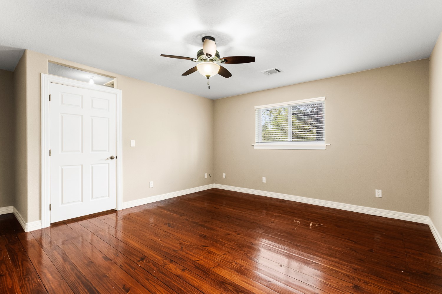 1923 Tucumcari Drive , Houston, TX, 77090 | 11733819 | Realty Texas LLC