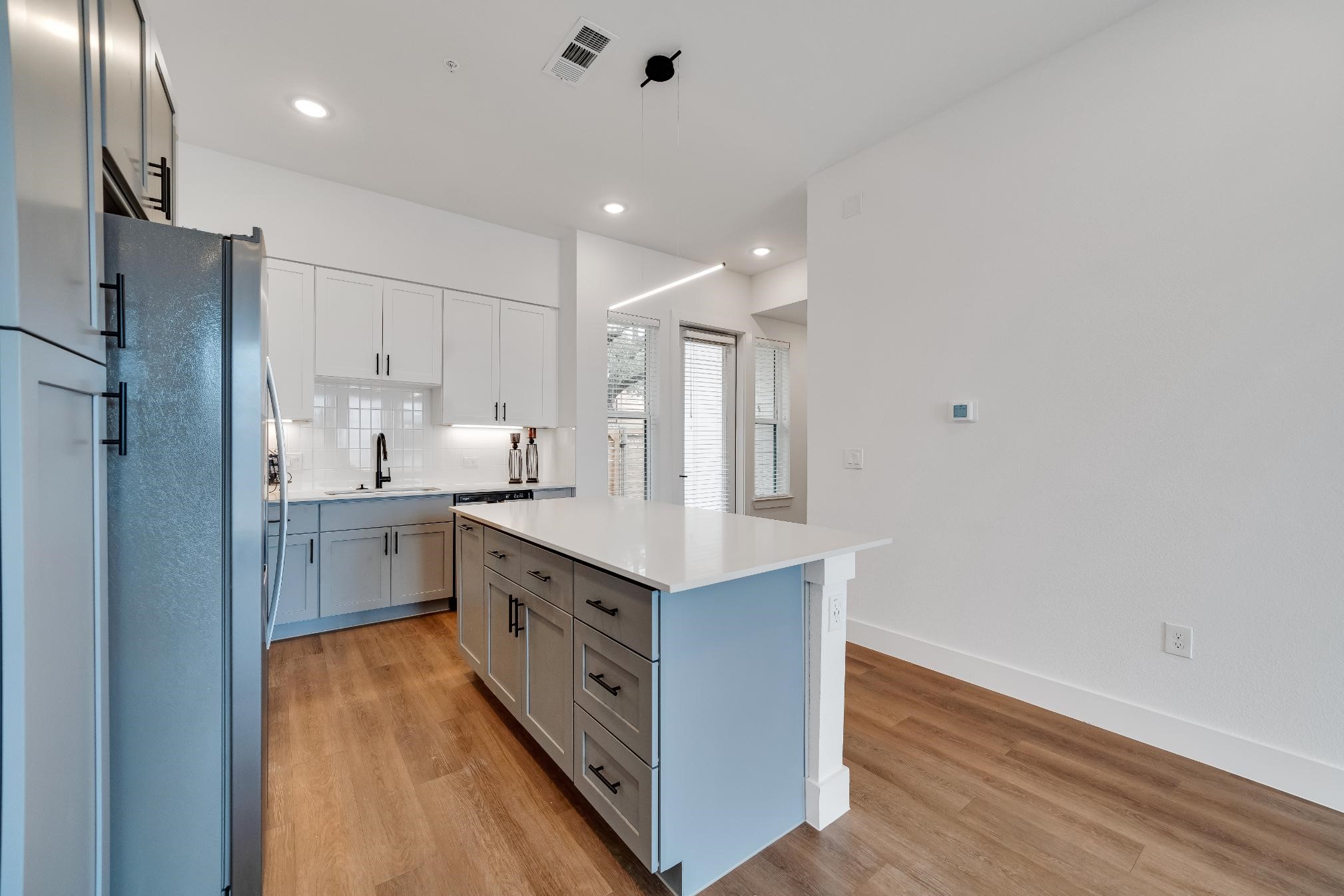 1601-201 Mustang Drive , Marble Falls, TX, 78654 | 35083147 | Realty Texas LLC