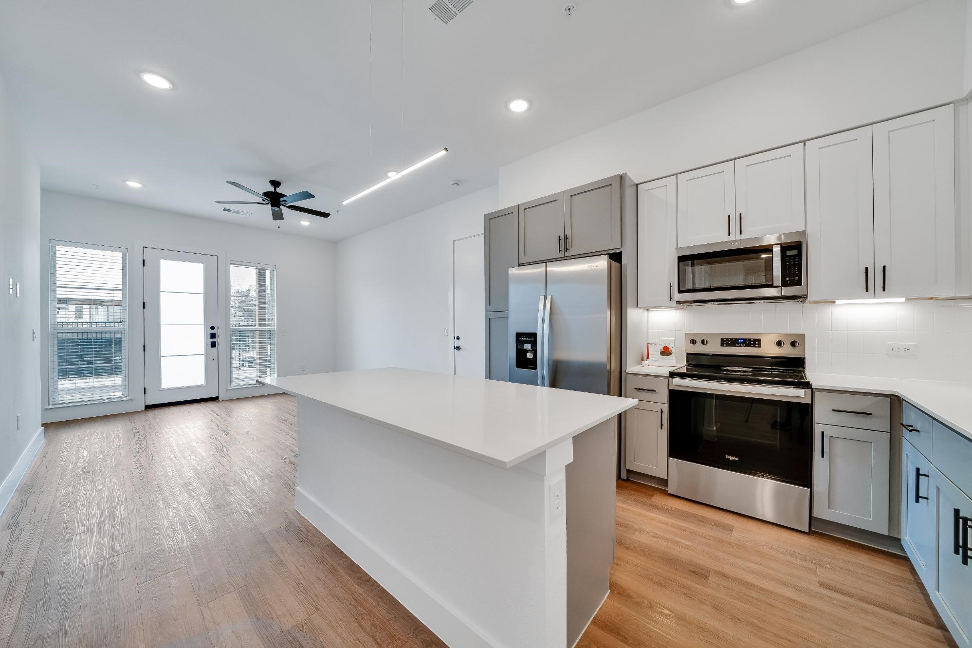 1601-201 Mustang Drive , Marble Falls, TX, 78654 | 35083147 | Realty Texas LLC
