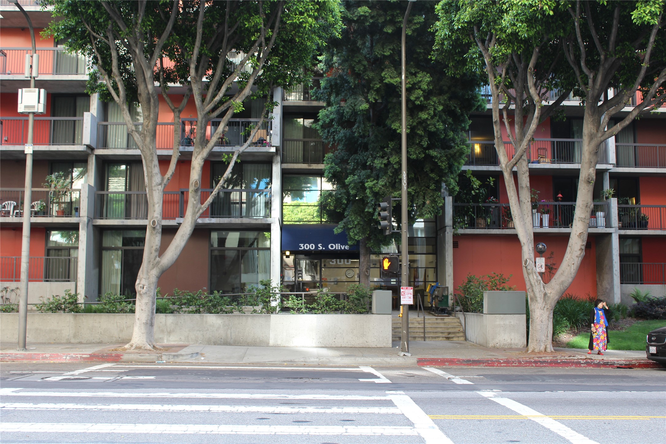 255 S Hill St , Los Angeles, CA, 90012 | 22428150 | Realty Texas LLC