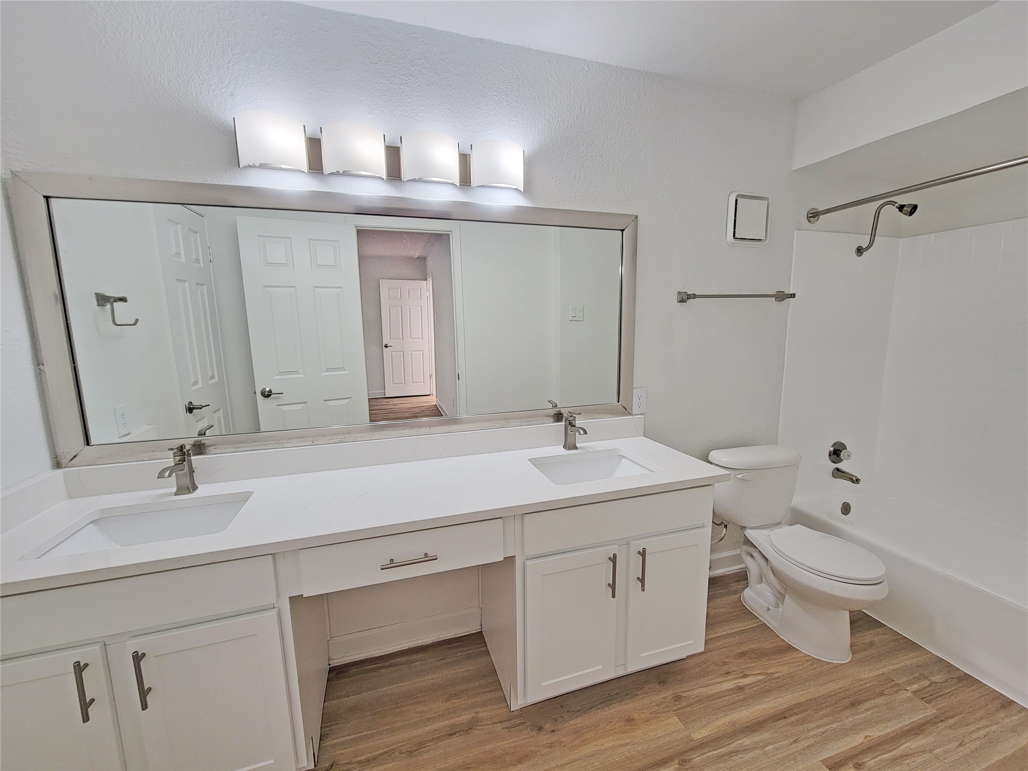 4820 Westgrove Drive B2007 , Addison, TX, 75001 | 20872675 | Realty Texas LLC