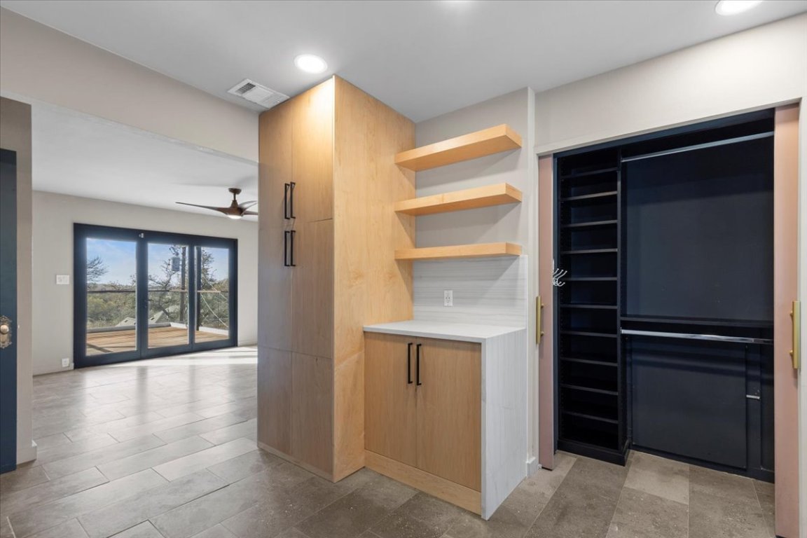 8719 Crest Ridge Circle , Austin, TX, 78750 | 8433847 | Realty Texas LLC