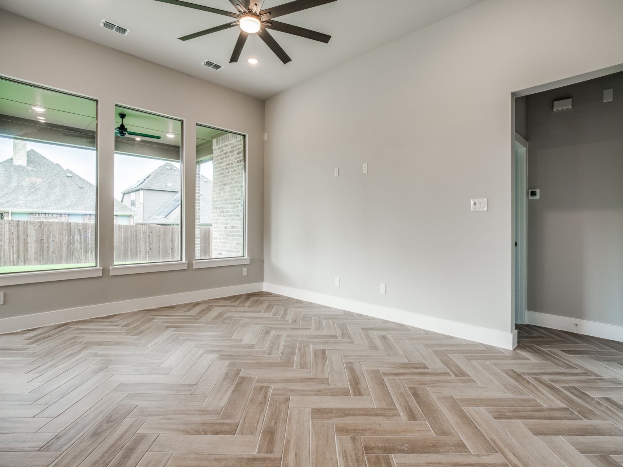 203 Lakeview Circle , Pilot Point, TX, 76258 | 20872845 | Realty Texas LLC