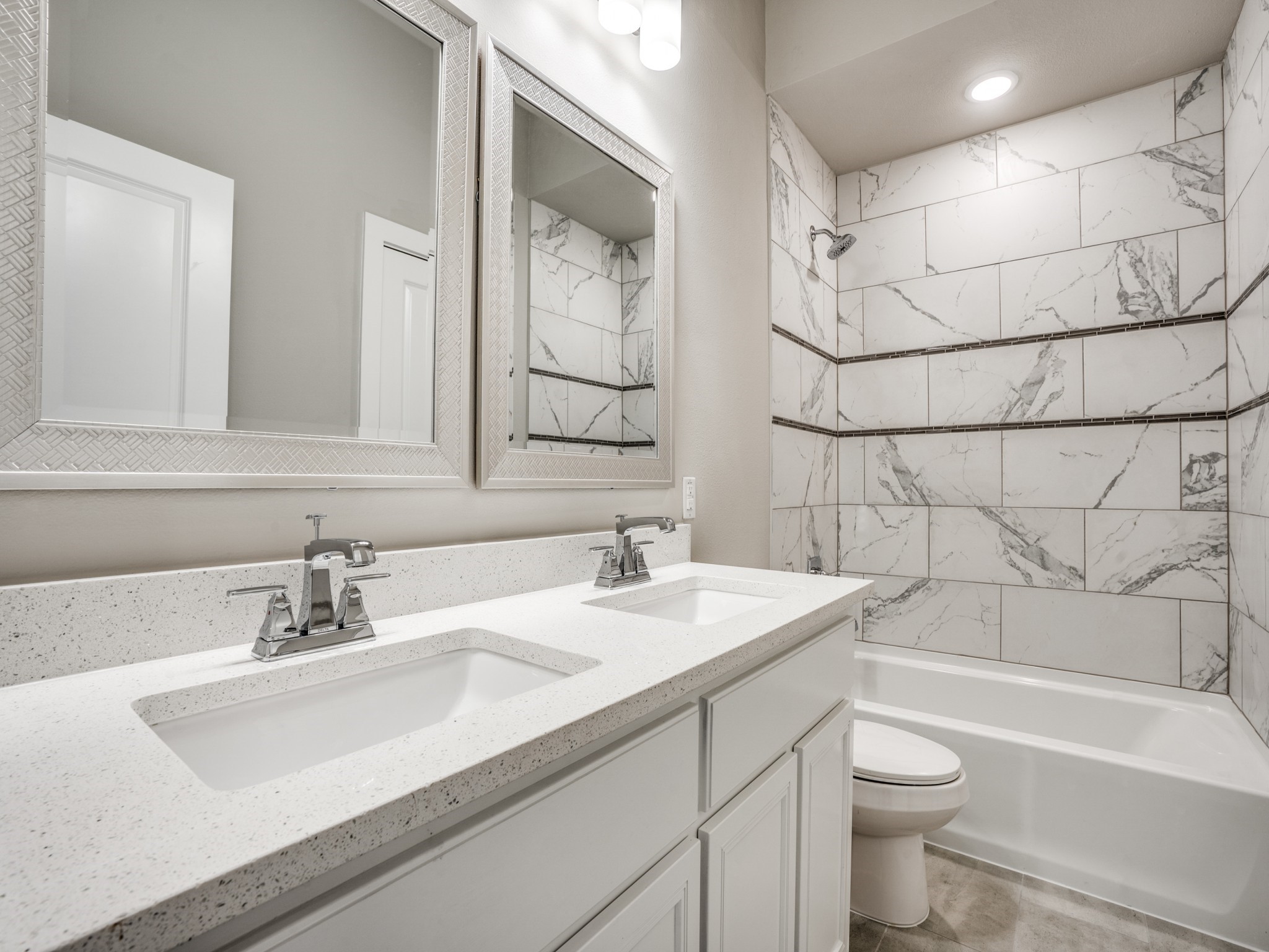 203 Lakeview Circle , Pilot Point, TX, 76258 | 20872845 | Realty Texas LLC