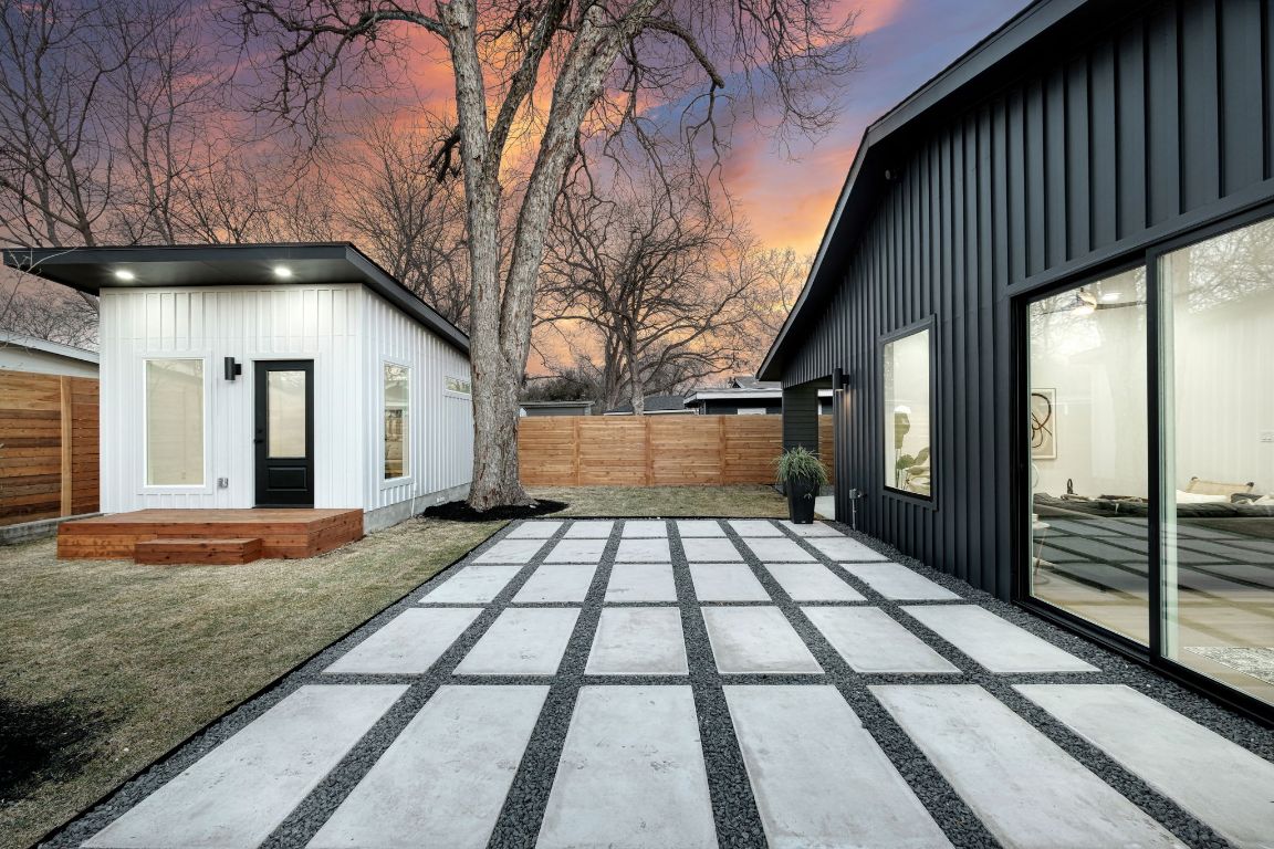 3202 Kay Street , Austin, TX, 78702 | 2918587 | Realty Texas LLC