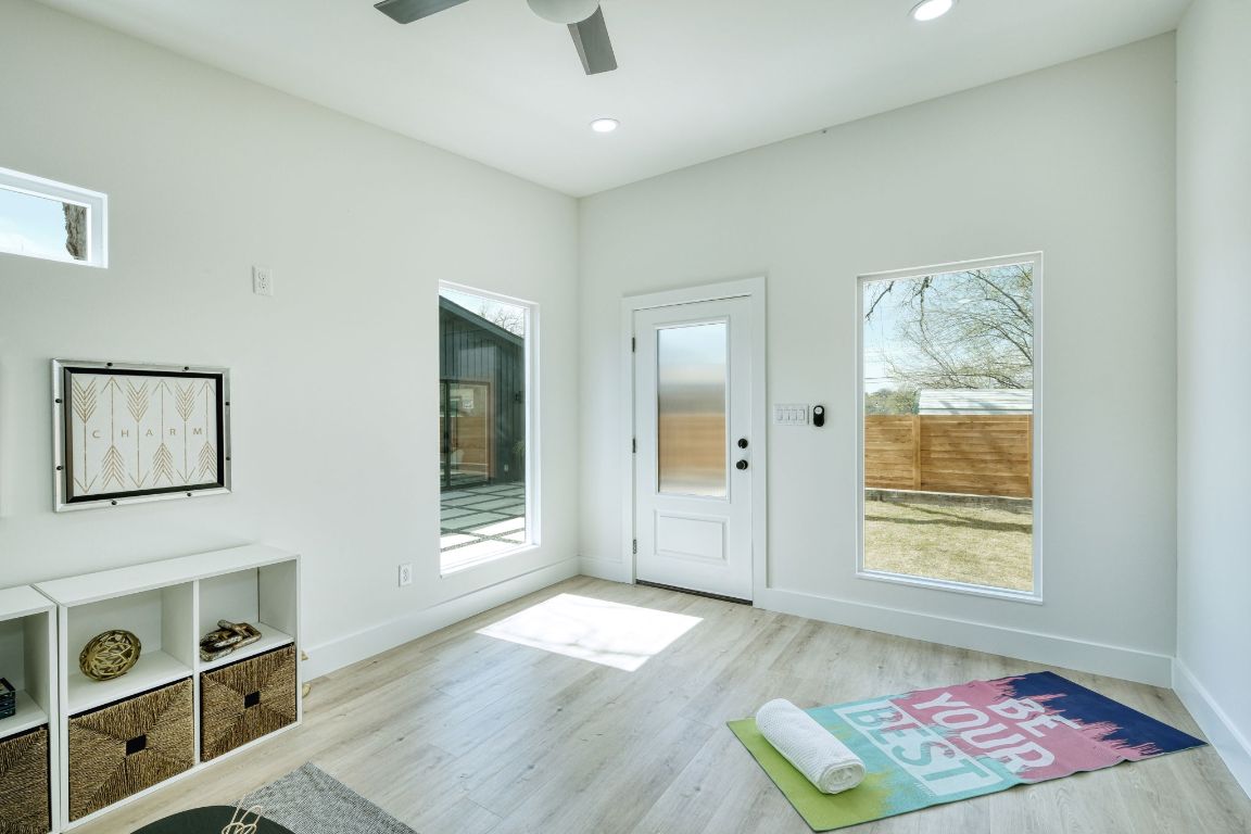 3202 Kay Street , Austin, TX, 78702 | 2918587 | Realty Texas LLC