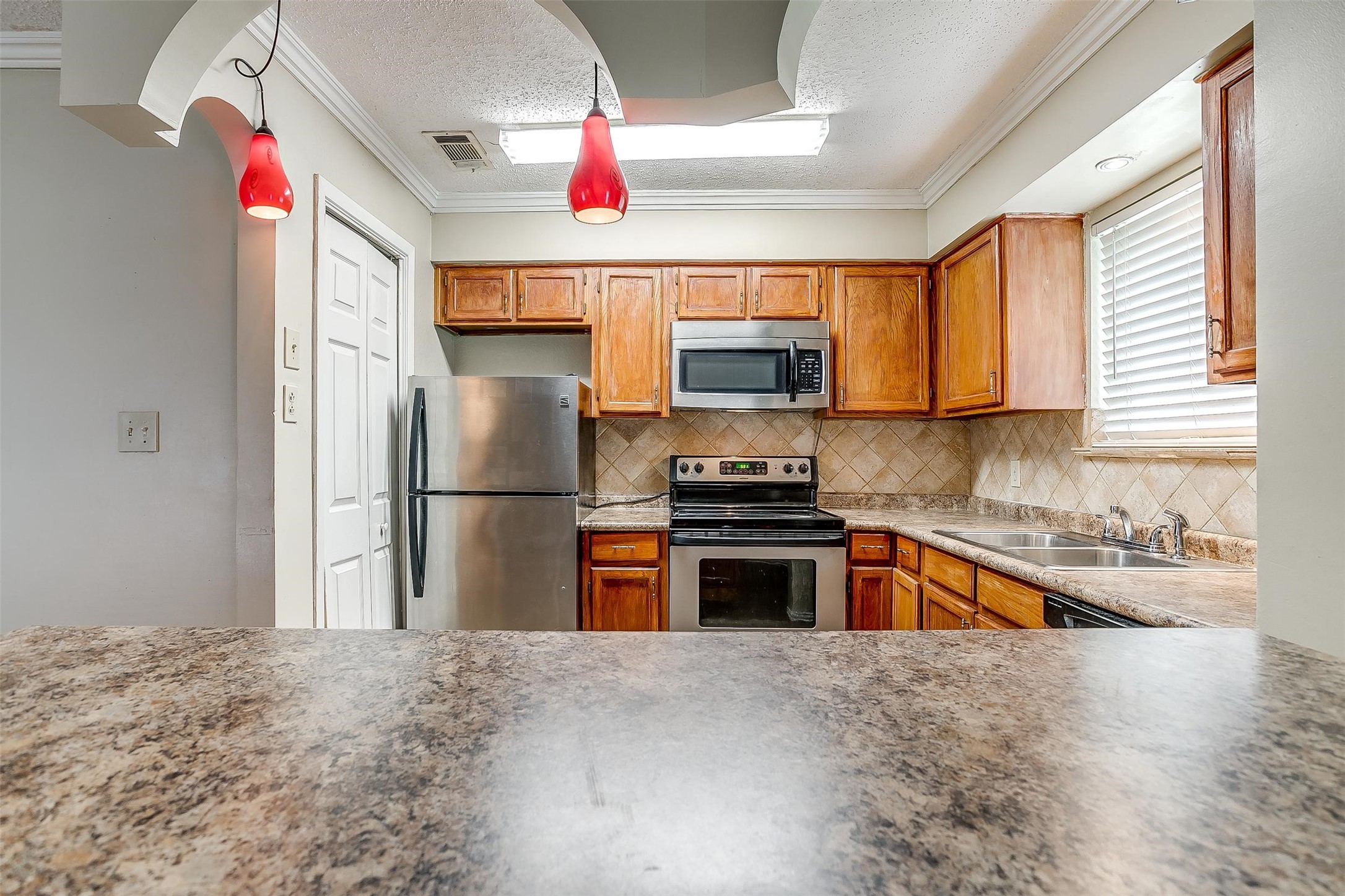 1600 Pecan Chase Circle 6 , Arlington, TX, 76012 | 20873212 | Realty Texas LLC