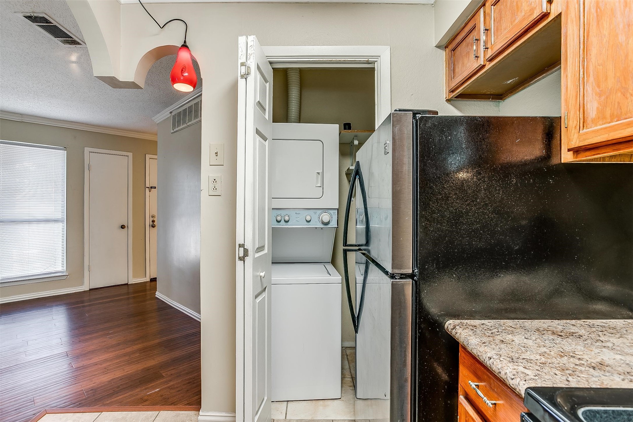 1600 Pecan Chase Circle 6 , Arlington, TX, 76012 | 20873212 | Realty Texas LLC