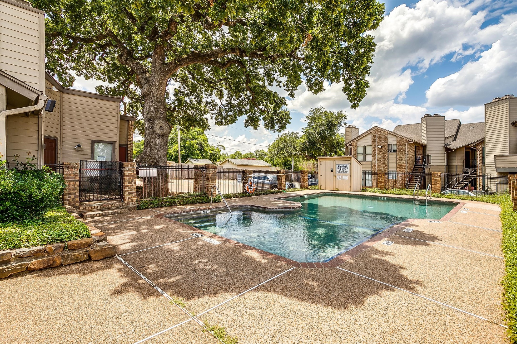 1600 Pecan Chase Circle 6 , Arlington, TX, 76012 | 20873212 | Realty Texas LLC