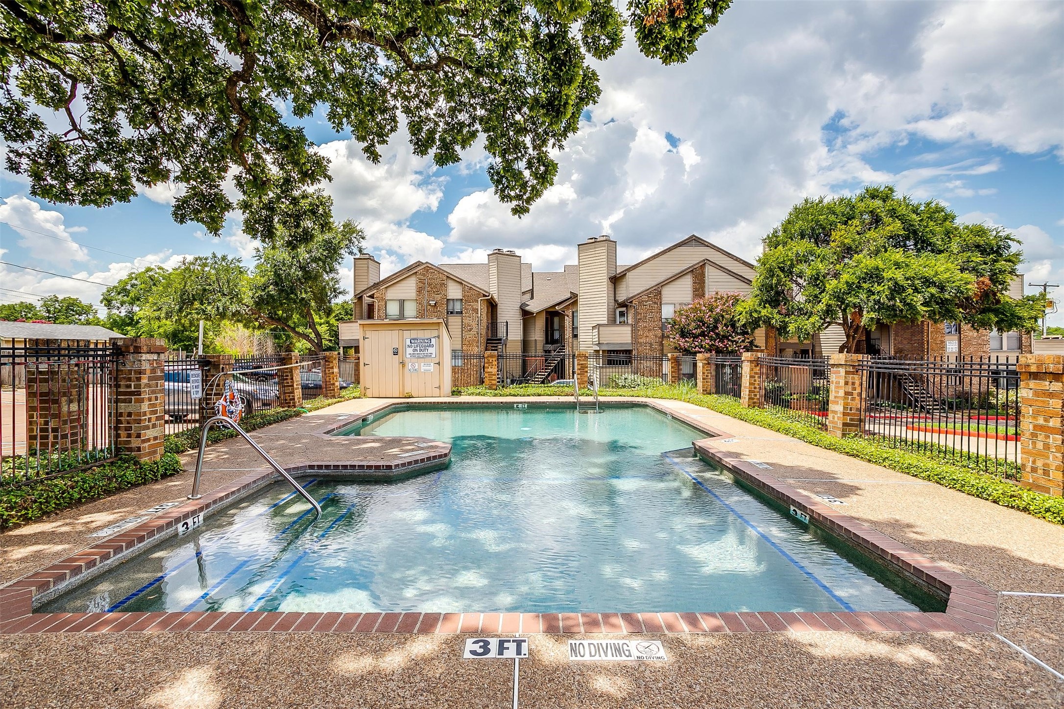 1600 Pecan Chase Circle 6 , Arlington, TX, 76012 | 20873212 | Realty Texas LLC