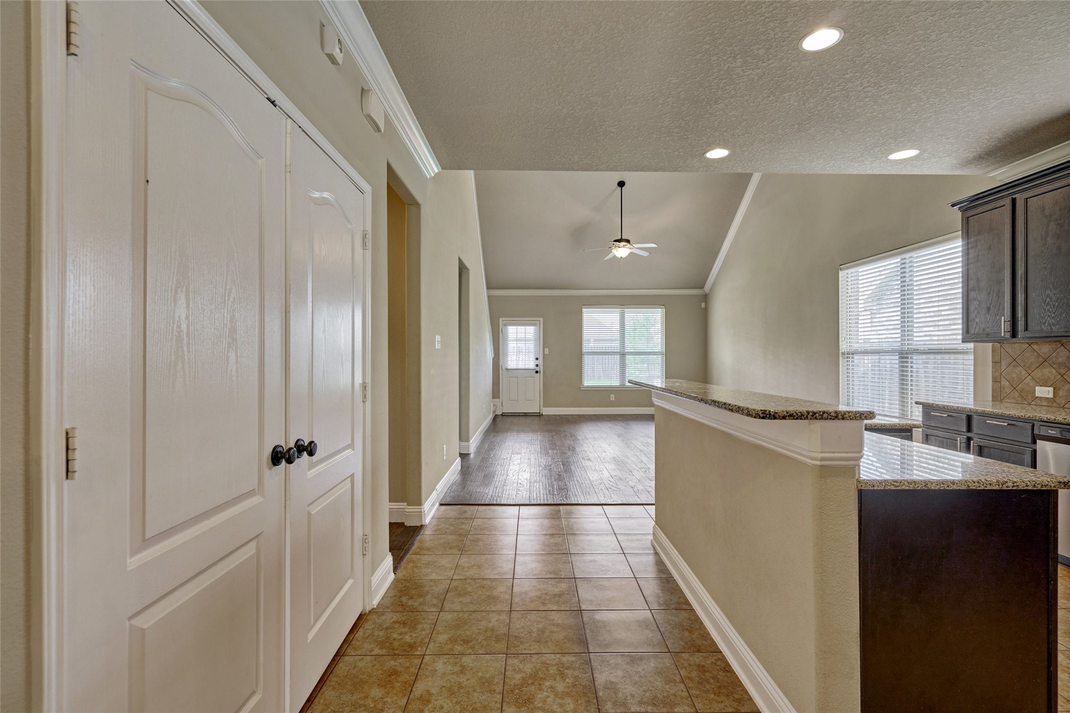 22 Tidwillow Place , The Woodlands, TX, 77375 | 16599215 | Realty Texas LLC