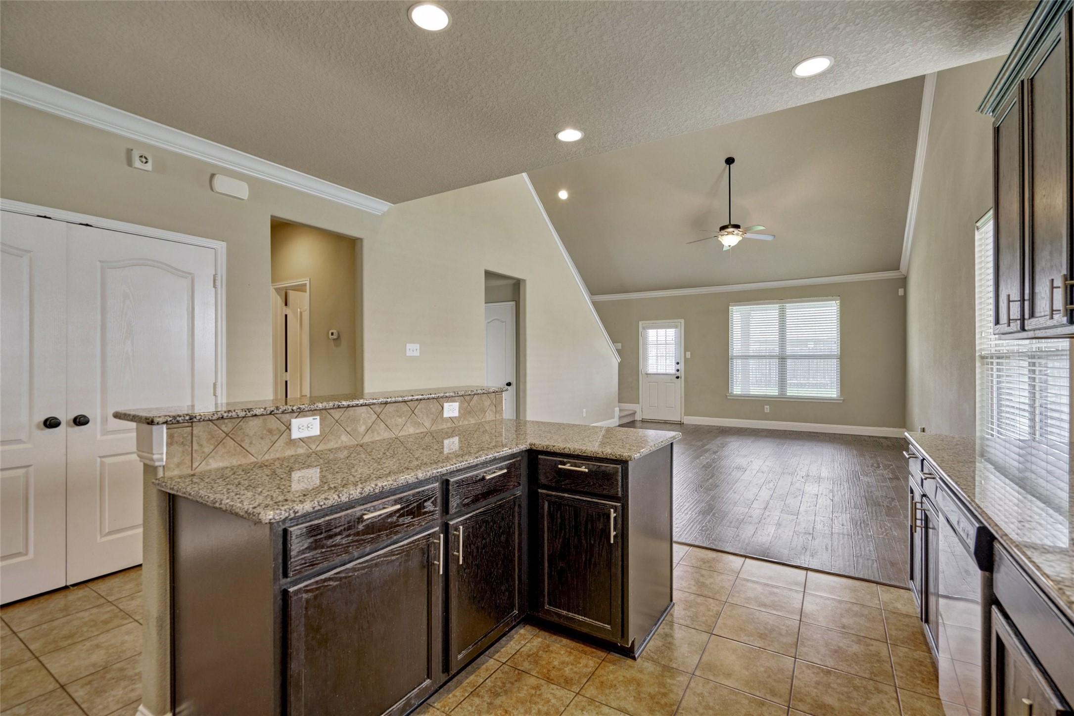 22 Tidwillow Place , The Woodlands, TX, 77375 | 16599215 | Realty Texas LLC