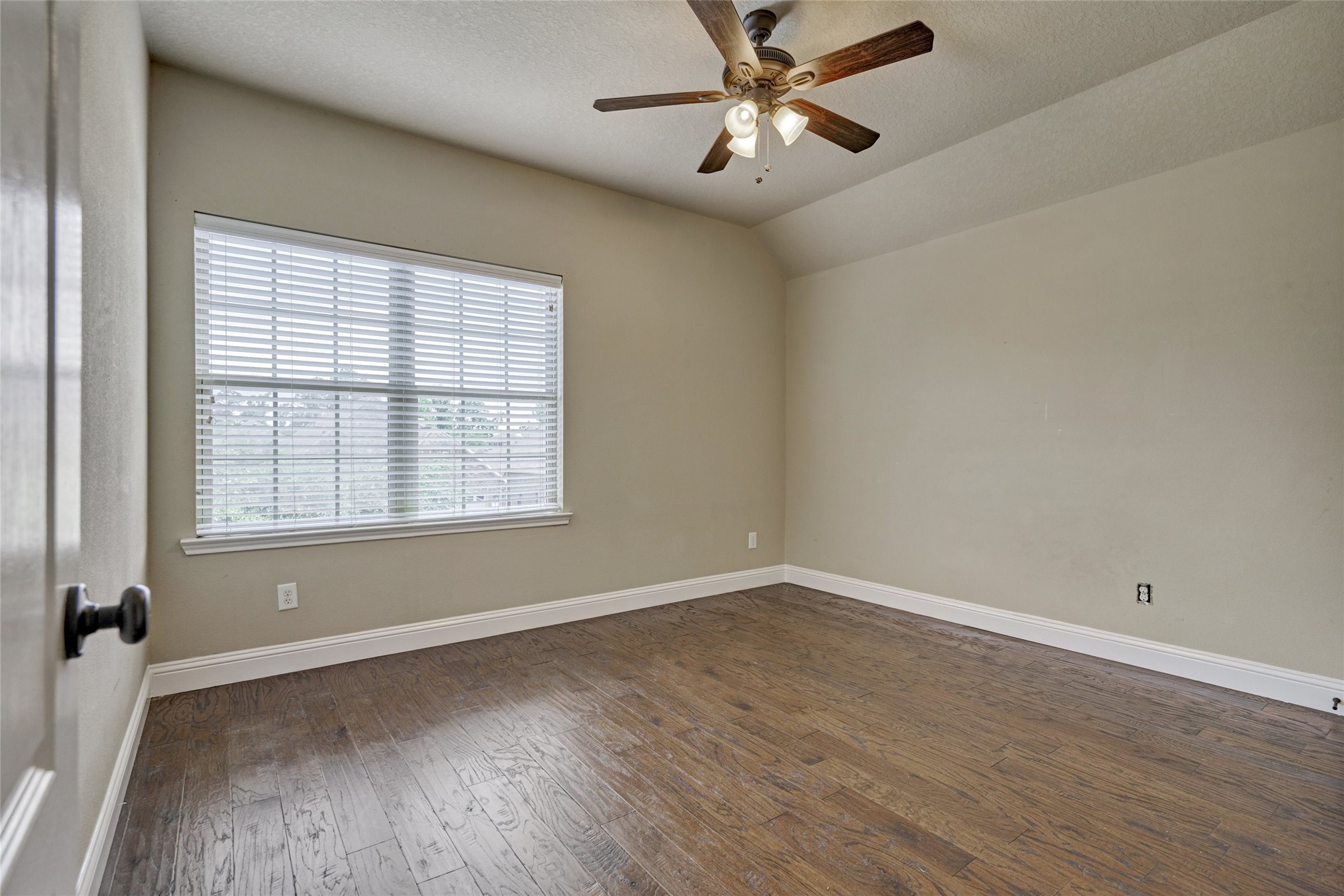 22 Tidwillow Place , The Woodlands, TX, 77375 | 16599215 | Realty Texas LLC