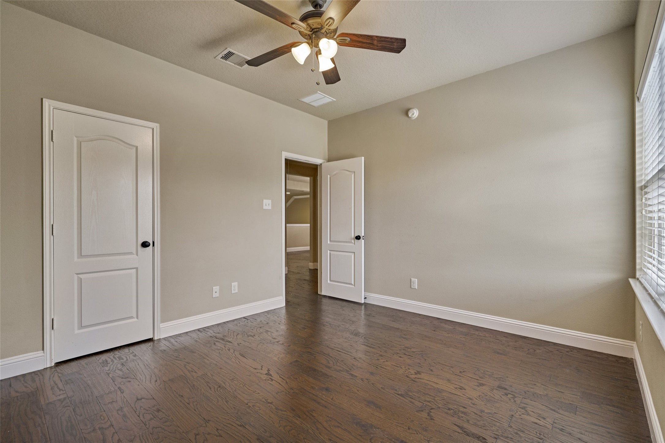 22 Tidwillow Place , The Woodlands, TX, 77375 | 16599215 | Realty Texas LLC