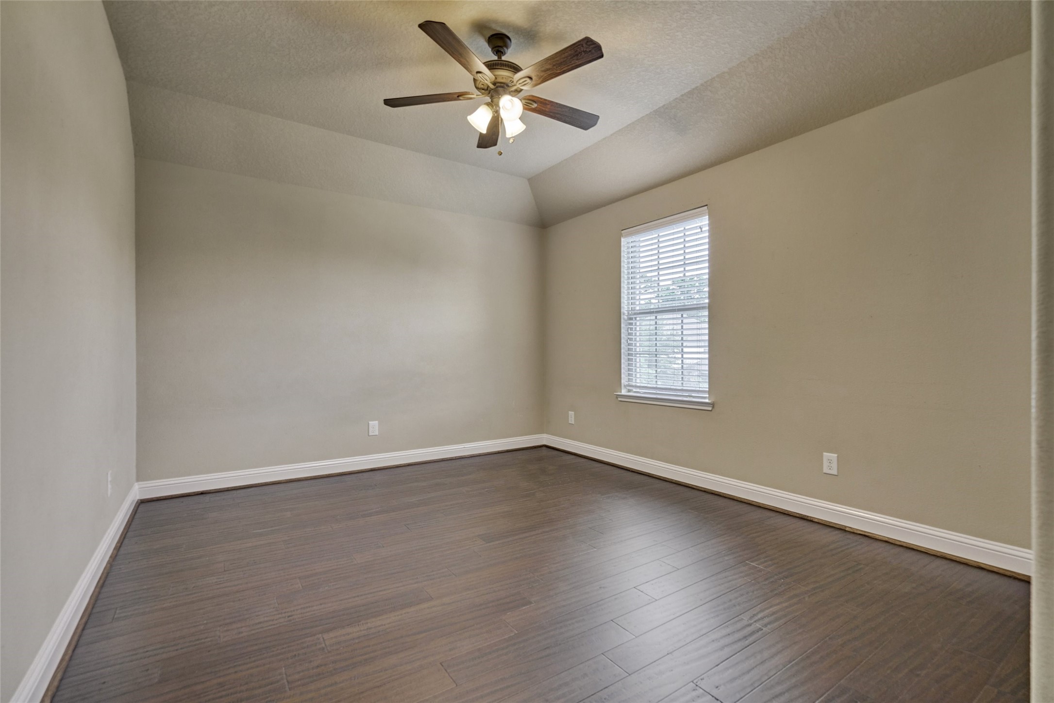 22 Tidwillow Place , The Woodlands, TX, 77375 | 16599215 | Realty Texas LLC