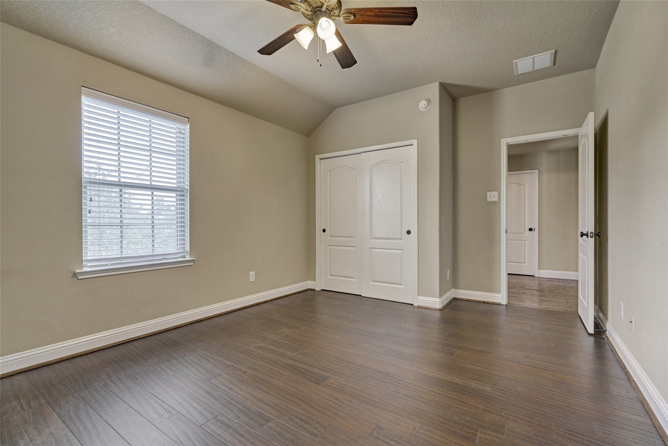 22 Tidwillow Place , The Woodlands, TX, 77375 | 16599215 | Realty Texas LLC