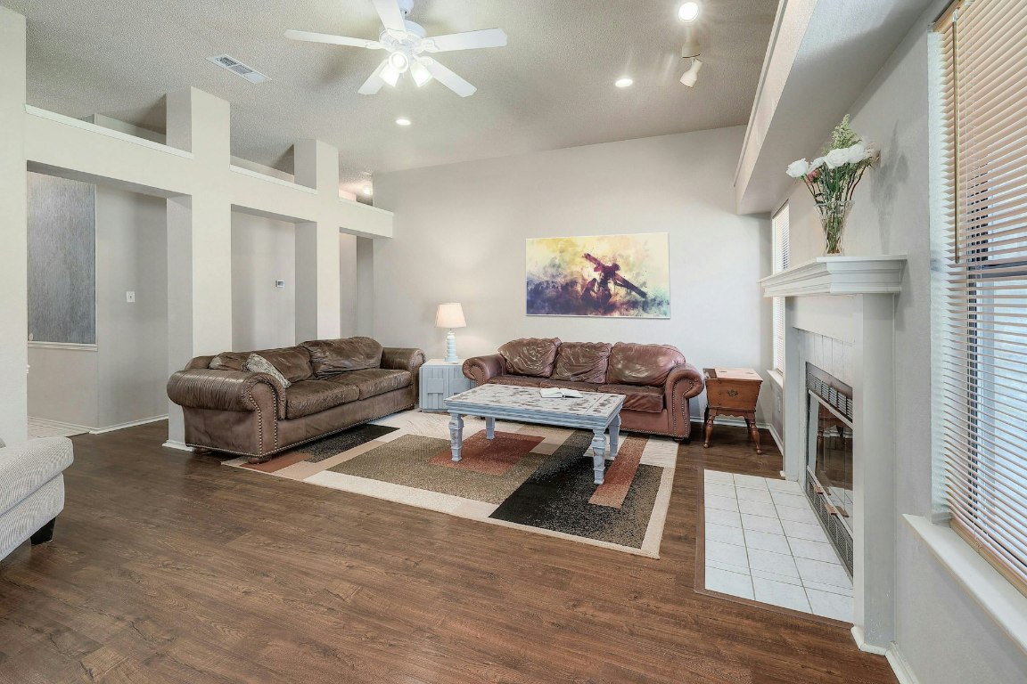 305 Rockcrest Drive , Georgetown, TX, 78628 | 7882865 | Realty Texas LLC
