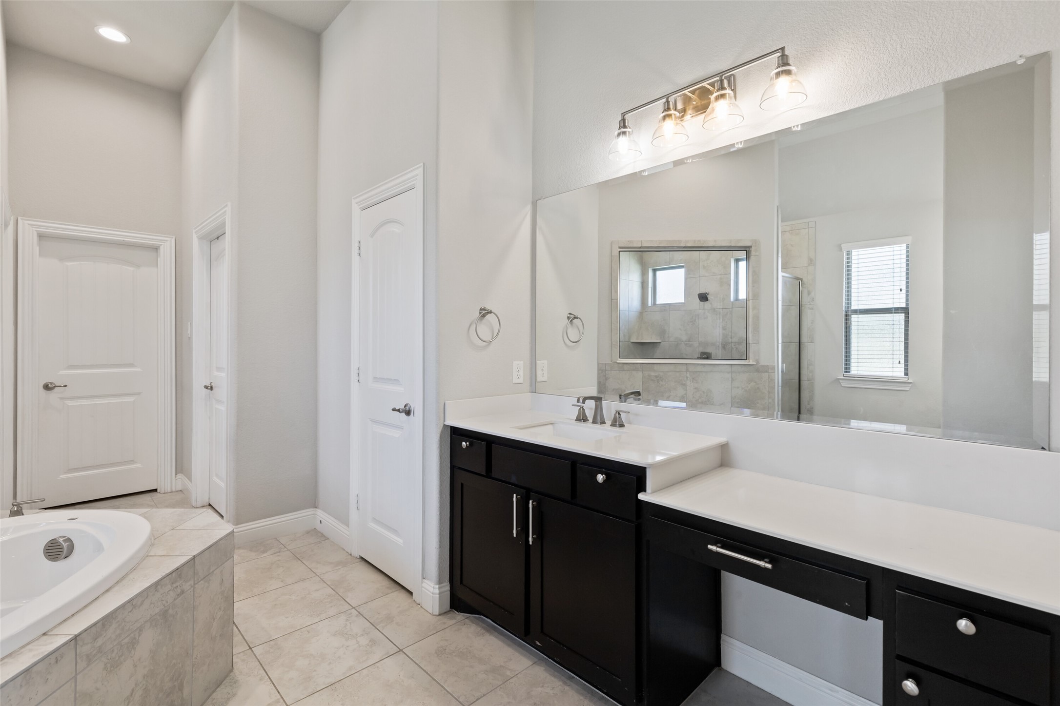 6855 Four Sixes Ranch Road , North Richland Hills, TX, 76182 | 20874508 | Realty Texas LLC